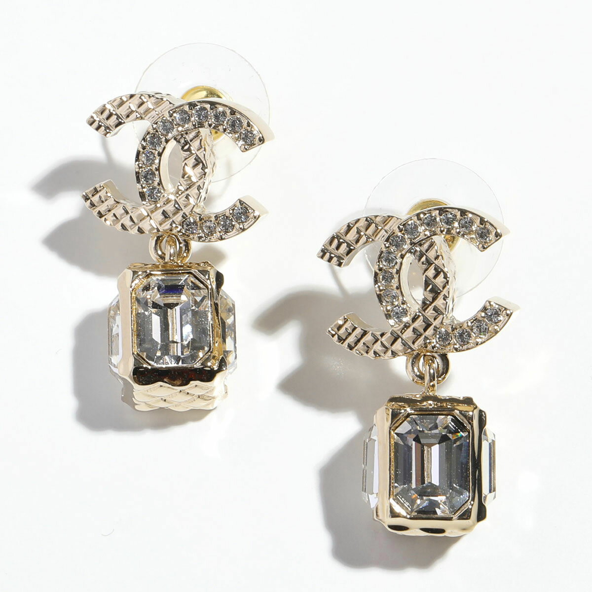 CHANEL シャネル ピアス ABB886 B14688 レディース ココマーク CCマーク メタル ラインストーン クリスタル アクセサリー NS658のサムネイル
