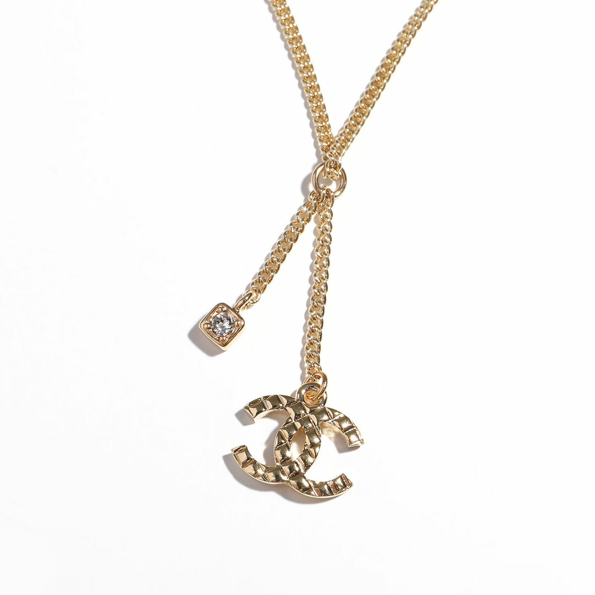 CHANEL シャネル ネックレス ABD016 B16170 レディース ココマーク CCロゴ チェーン キルティングカットメタル ラインストーン NW438のサムネイル