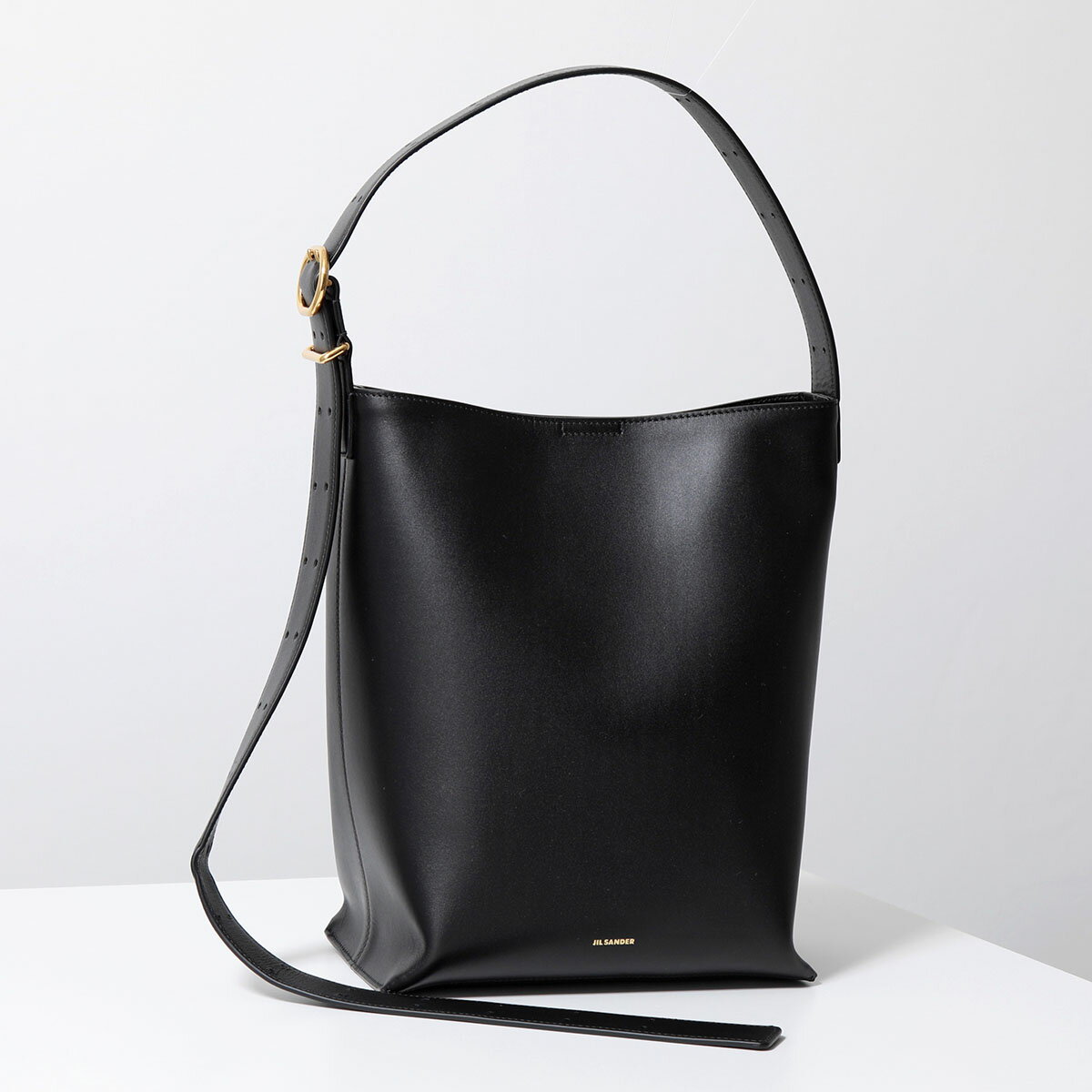 JIL SANDER ジルサンダー トートバッグ CANNOLO TOTE カンノーロ J07WD0063 P5373 レディース バックル レザー ロゴ 鞄 001 BLACKのサムネイル