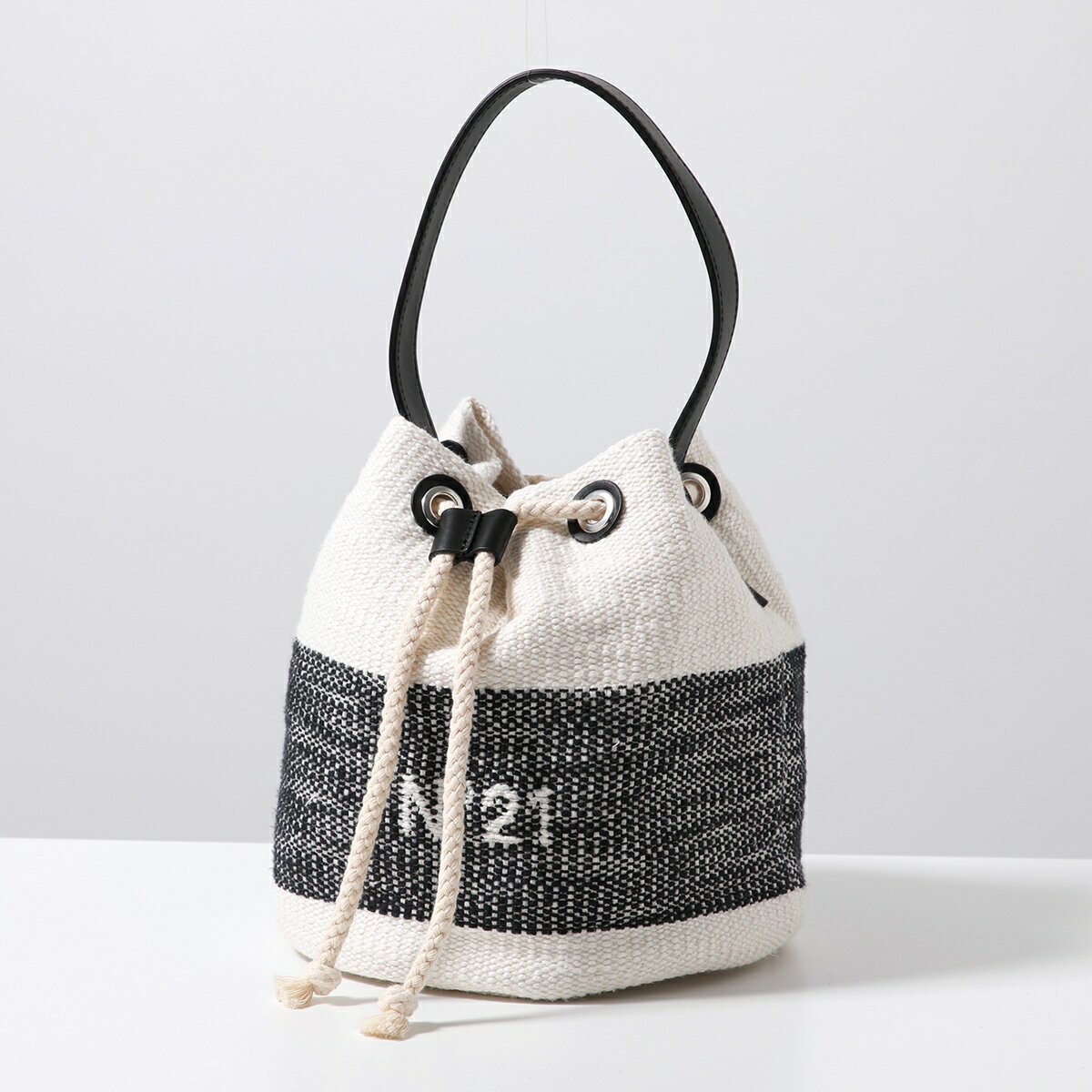 N°21 KIDS ヌメロヴェントゥーノ キッズ ハンドバッグ N21932 N0356 レディース ガールズ ロゴ ドローストリング 巾着 鞄 0N101のサムネイル