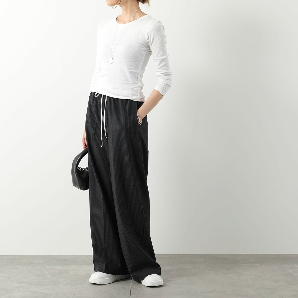 【最大2万円OFFクーポン対象・5/17～5/18限定】BURBERRY バーバリー スニーカー BO...