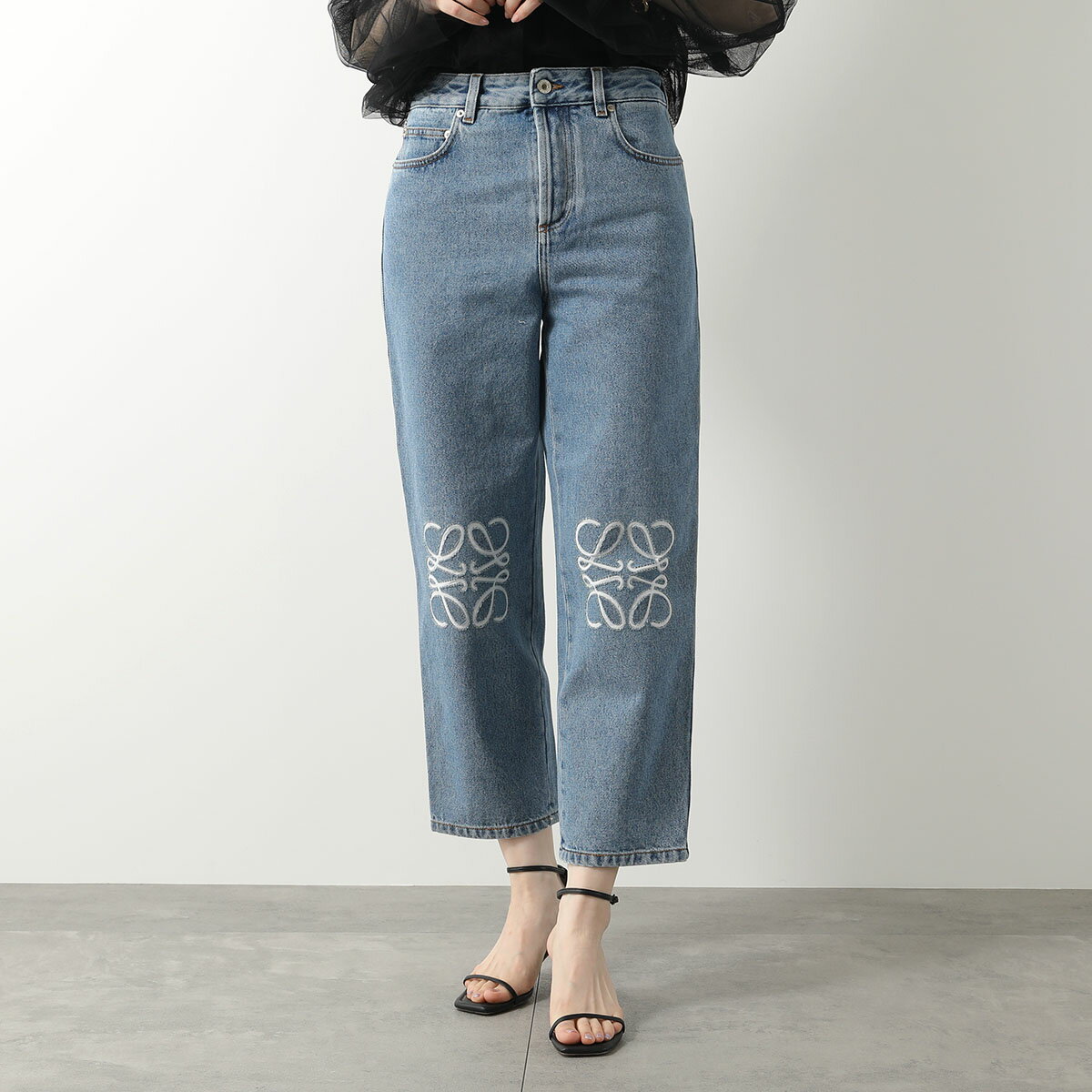 LOEWE ロエベ ジーンズ ANAGRAM CROPPED アナグラム クロップド S359Y11X90 レディース デニムパンツ ストレート ロゴ 5475/MID-BLUE