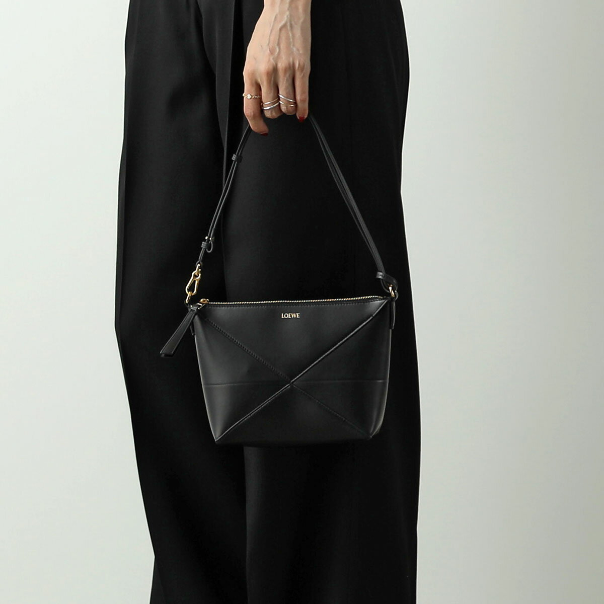 LOEWE ロエベ ショルダーバッグ PUZZLE FOLD POUCH パズルフォルド ポーチ C510PT1X01 レディース ハンドバッグ レザー 鞄 1100のサムネイル