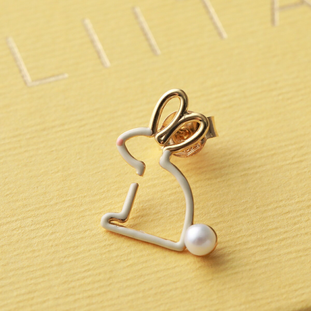 ALIITA アリータ ピアス CONEJITO PERLA ENAMEL EARRING レディース 片耳販売 うさぎ パール アクセサリー C5F90/POWER-WHITE+STRAWBEのサムネイル