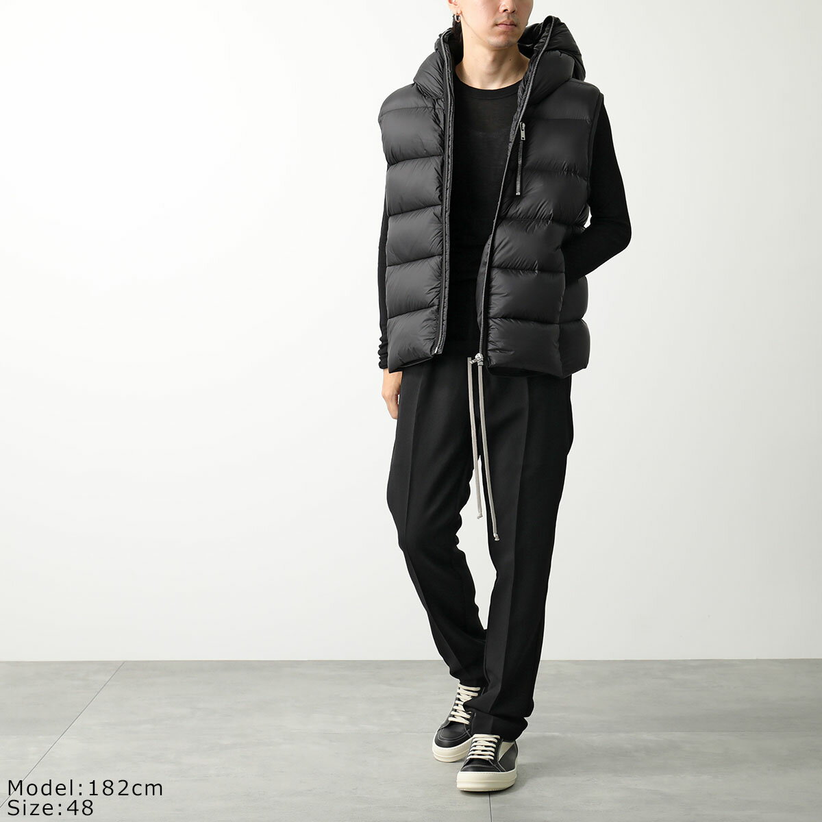 Rick Owens リックオウエンス ダウンベスト SEALED VEST RU02D6746 NPD4 メンズ フード付き ナイロン ジップアップ ジレ BLACK【po_sannn】