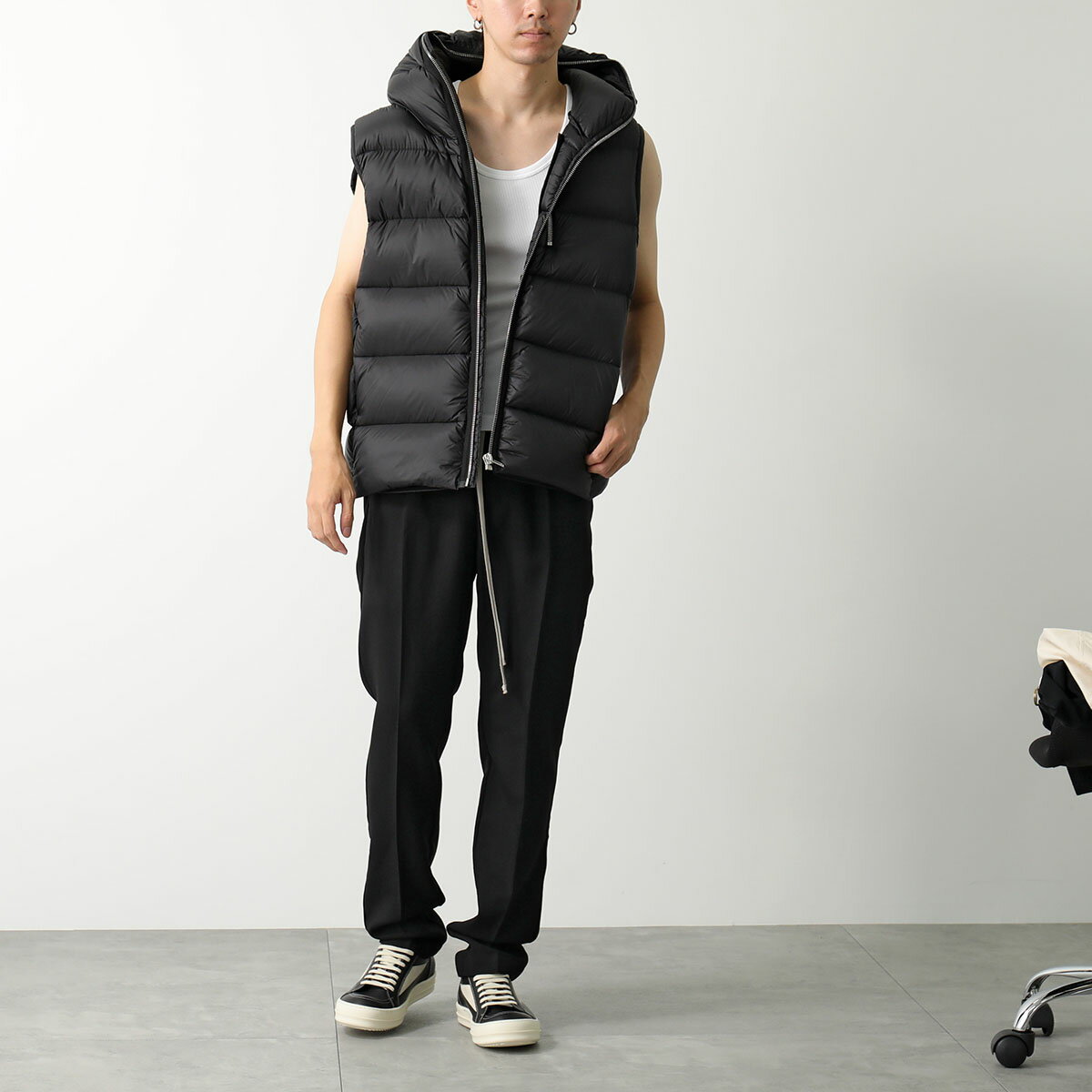 Rick Owens リックオウエンス ダウンベスト SEALED VEST RU02D6746 NPD4 メンズ フード付き ナイロン ジップアップ ジレ BLACK【po_sannn】
