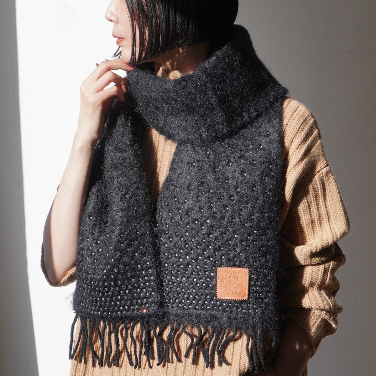 LOEWE ロエベ マフラー 185×23 F540257X01 レディース ウール モヘア スパンコール ANAGRAM アナグラム レザーパッチ 1100のサムネイル