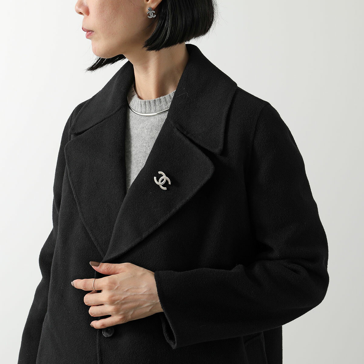 インポートセレクトmuseeの【最大2万円OFFクーポン対象・8/15～8/16限定】CHANEL シャネル ブローチ ABG117 B21259 レディース ピンバッチ ココマーク CCマーク アクセサリー ジュエリー U2306｜アングル2