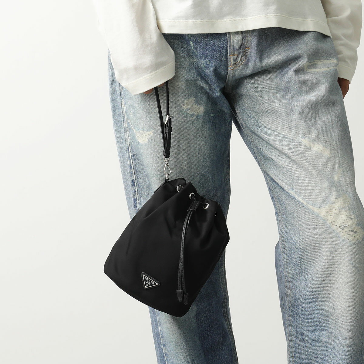 PRADA プラダ ポーチ 1NS369 R067 メンズ Re-Nylon リナイロン 巾着バッグ リスト...