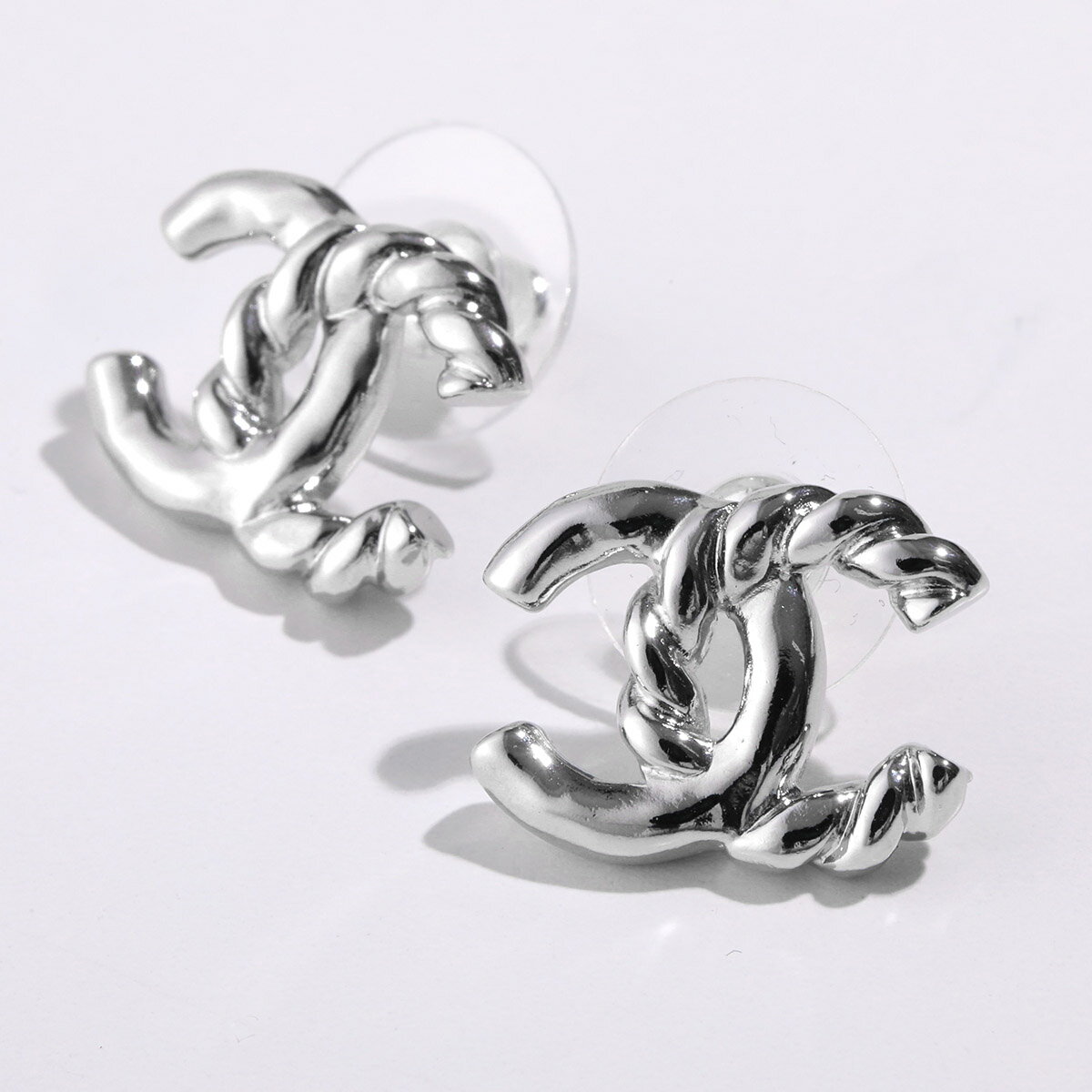 CHANEL シャネル ピアス ABE953 B19255 レディース メタル ココマーク CCマーク スタッド アクセサリー NADCNのサムネイル