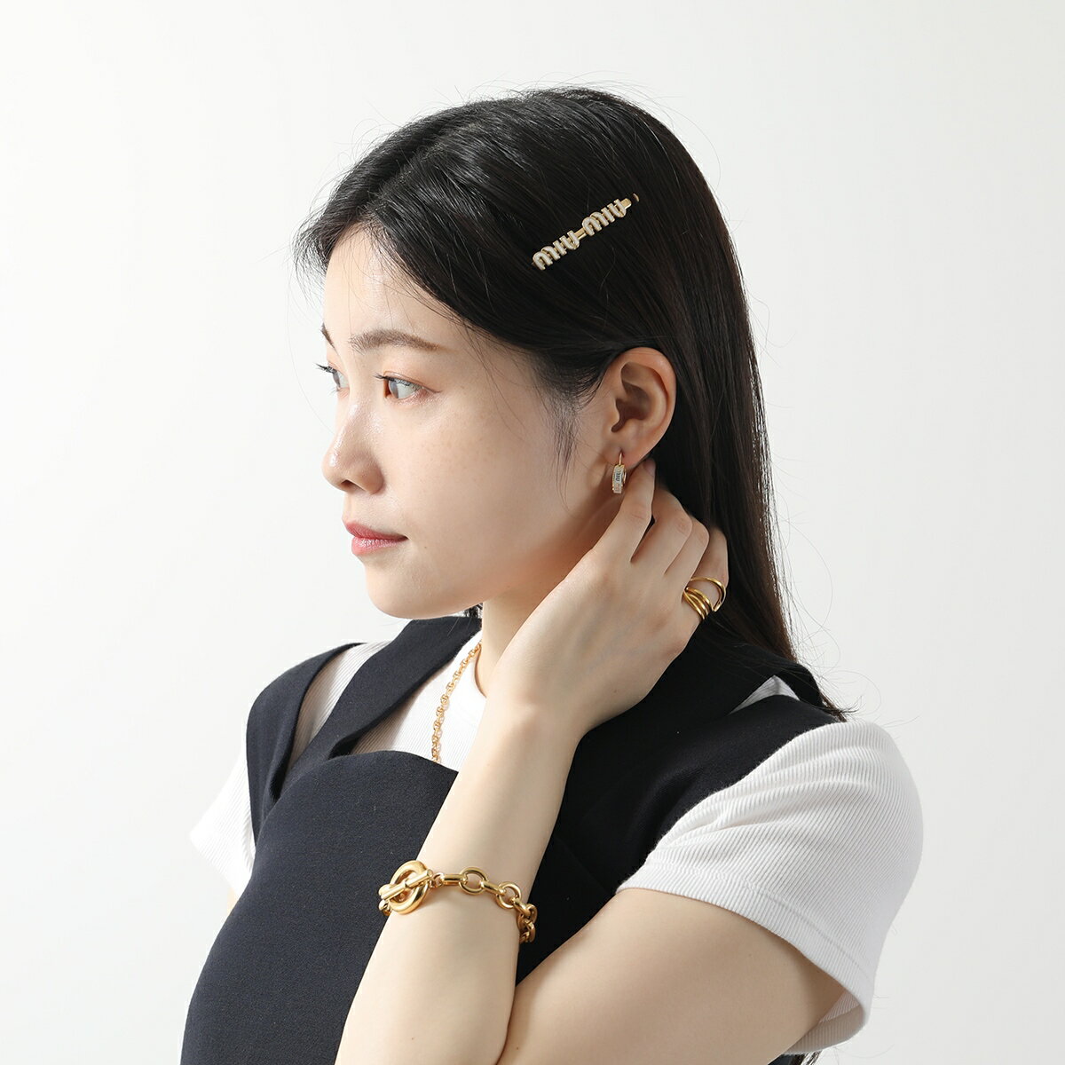 MIUMIU ミュウミュウ ヘアピン 5IF146 2F6T レディース エナメルメタル ロゴ ヘアアクセサリー ヘアクリップ カラー5色