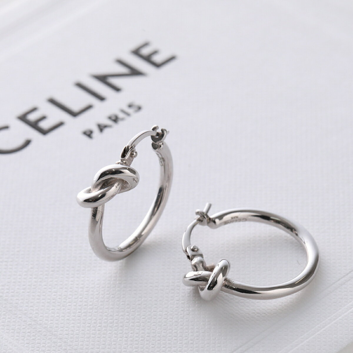 CELINE スクエアロゴ シルバーピアス celine セリーヌ ヴィンテージ CELINE スクエアロゴ シルバーピアス celine セリーヌ ヴィンテージ