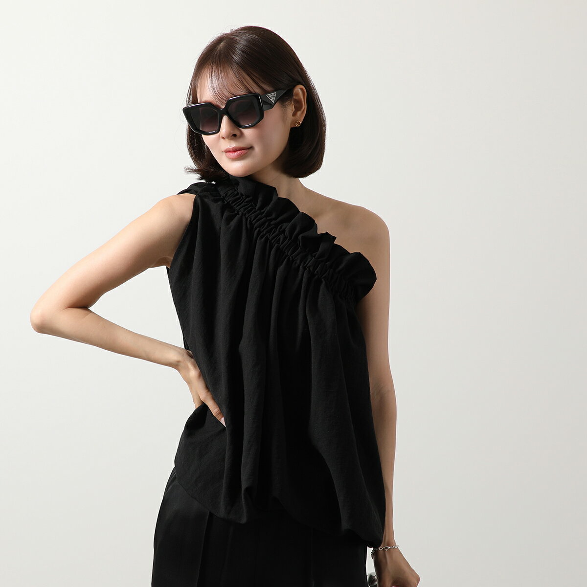 【最大2万円OFFクーポン対象・5/20限定】PRADA プラダ サングラス SPR 14Z レディ...