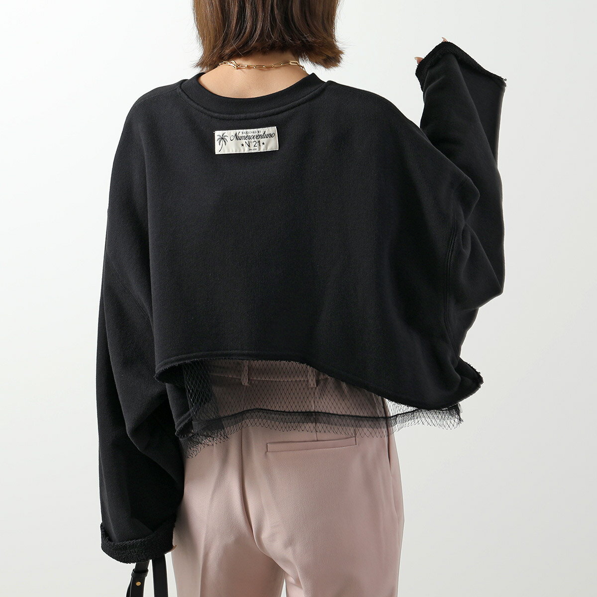 N°21 ヌメロヴェントゥーノ トレーナー E061 4089 レディース 長袖 スウェット メッシュ レイヤード クロップド丈 クルーネック 9000のサムネイル