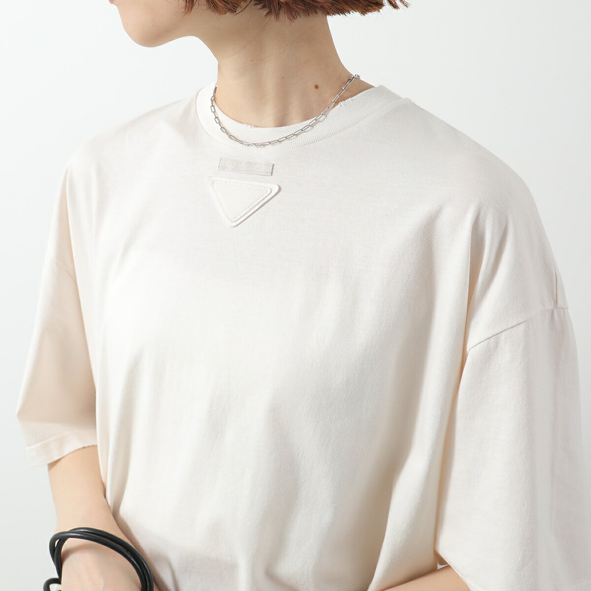 【最大2万円OFFクーポン対象・5/17～5/18限定】PRADA プラダ Tシャツ 3558A 12ZB ...
