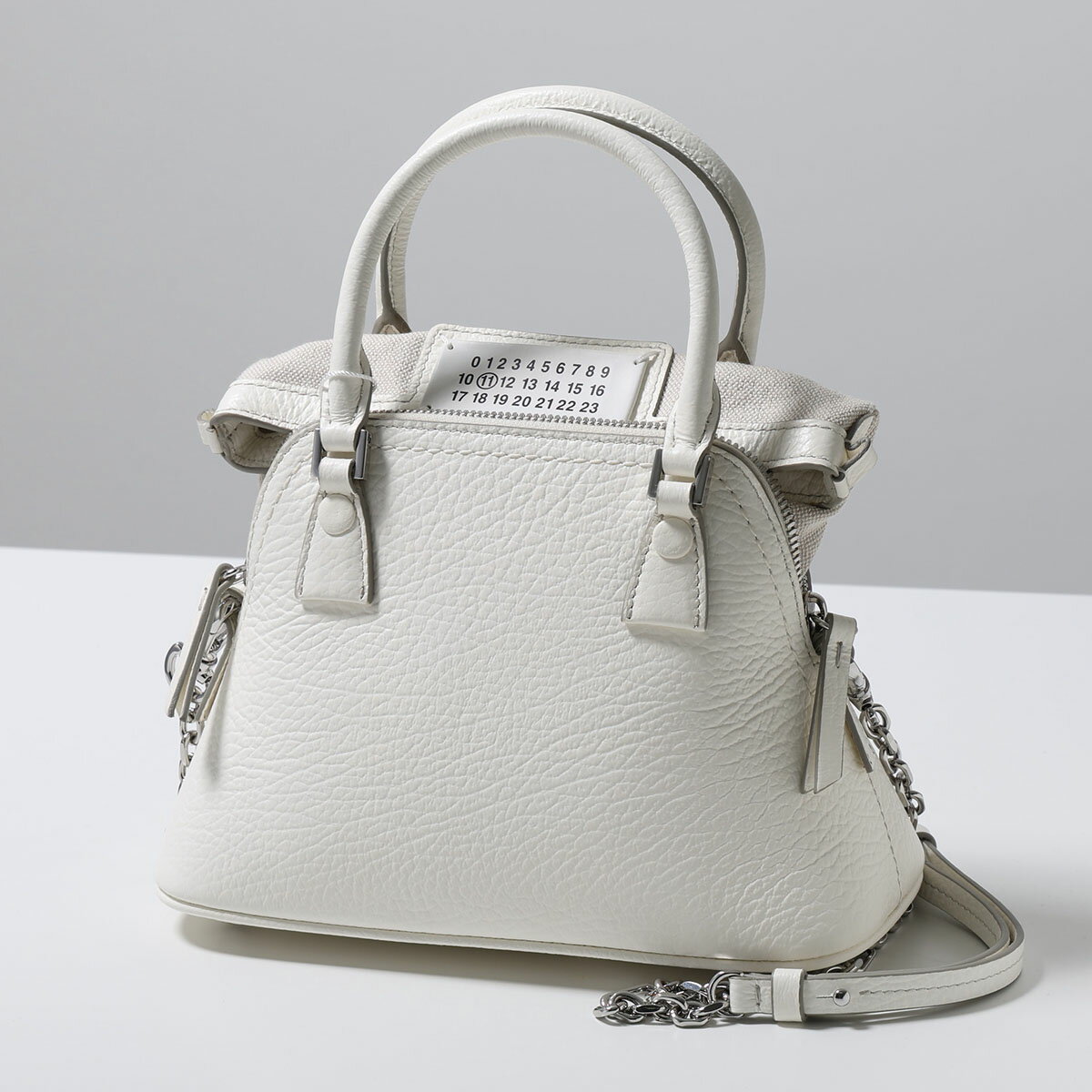 MAISON MARGIELA メゾンマルジェラ ショルダーバッグ 5AC マイクロバッグ S56WG0081 P4348 レディース レザー ハンドバッグ 鞄 カラー2色