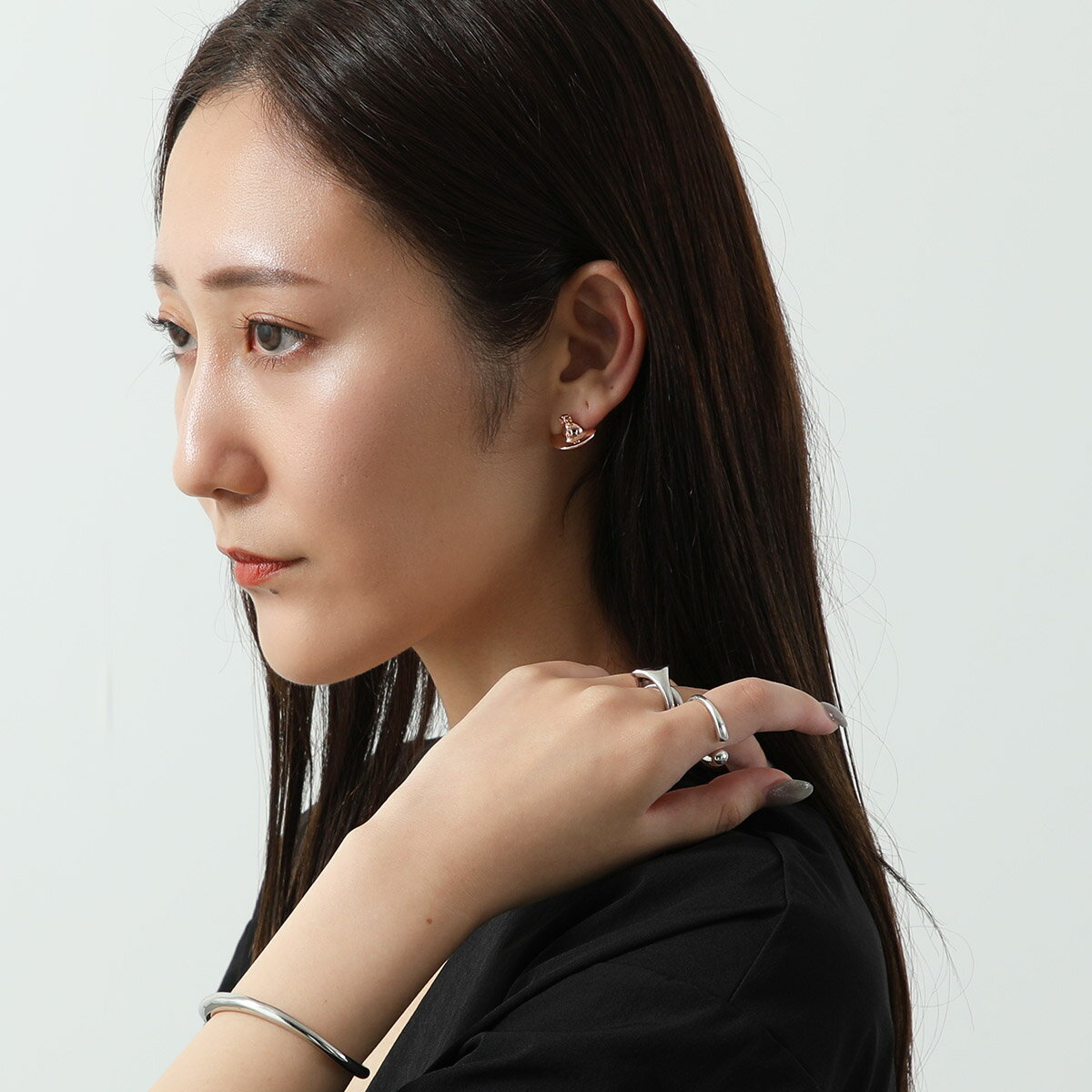 【最大2万円OFFクーポン対象・1/30～2/1限定】VivienneWestwood ヴィヴィアンウエストウッド ピアス SOLID ORB EARRINGS 62010038 レディース オーブ カラー4色