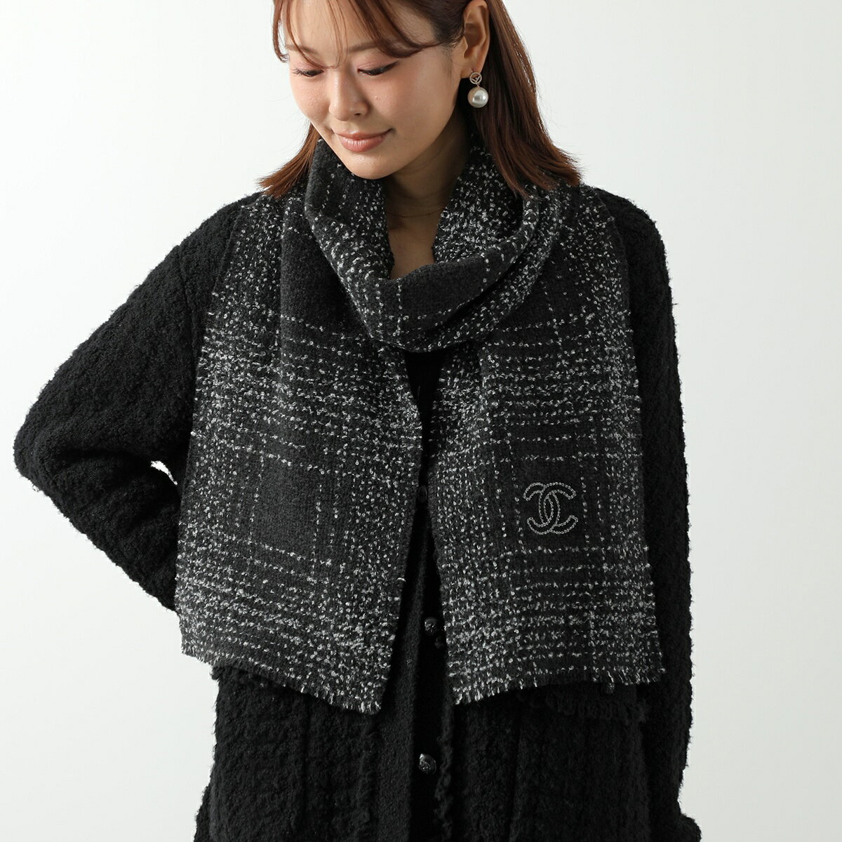CHANEL シャネル ニットマフラー AAB422 B22072 レディース ウール カシミヤ シルク ココマーク CCロゴ ツイード チェック ラメ U3957のサムネイル