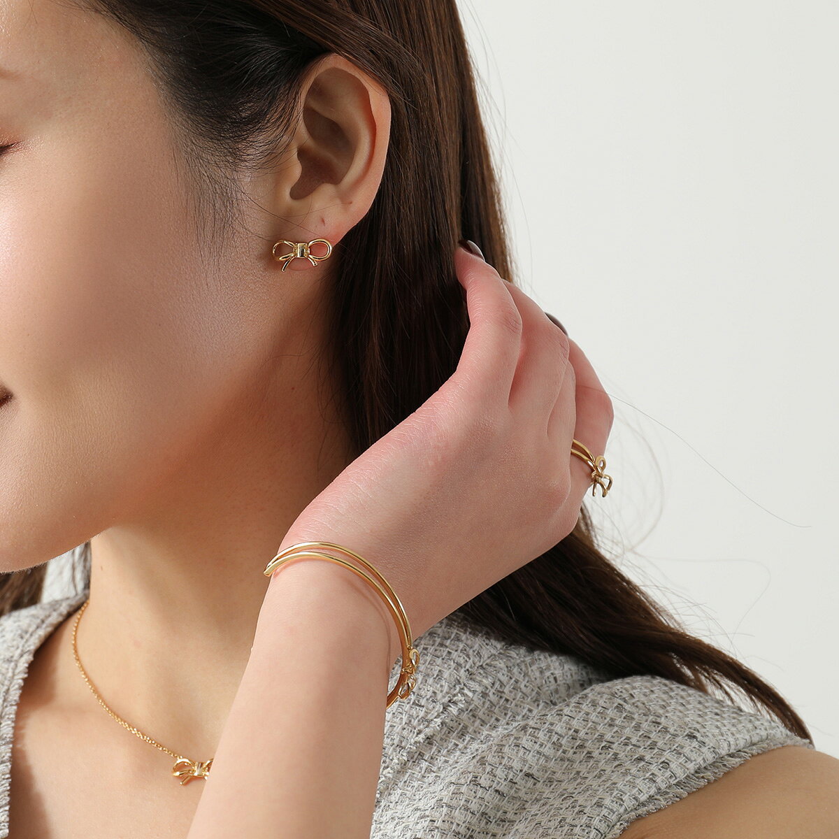 【最大2万円OFFクーポン対象・5/20限定】FERRAGAMO フェラガモ ピアス EAR BOW STU...