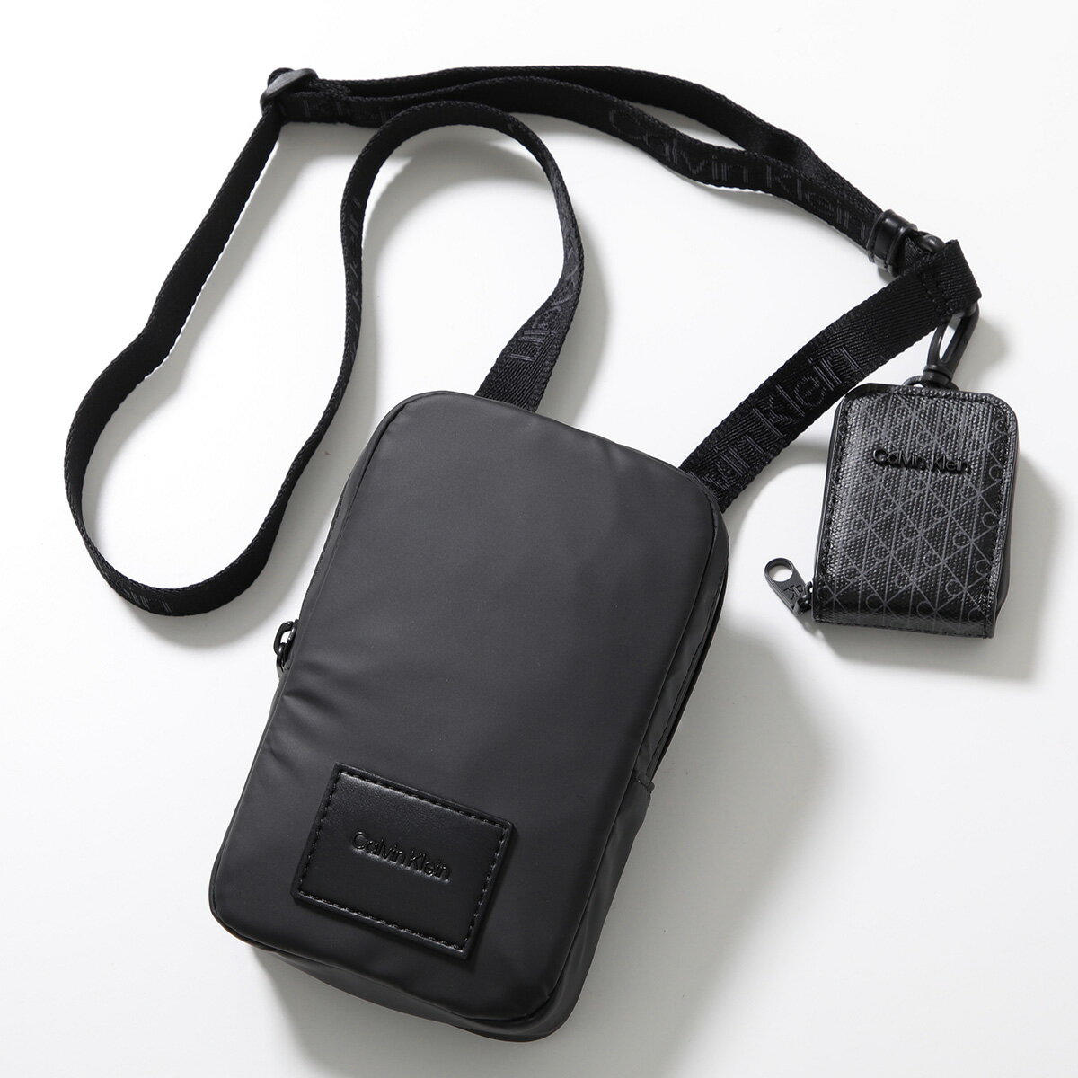 カルバンクライン　お財布ショルダー　新品　ブラック カルバン クライン Calvin Klein Calvin Klein カルバンクライン