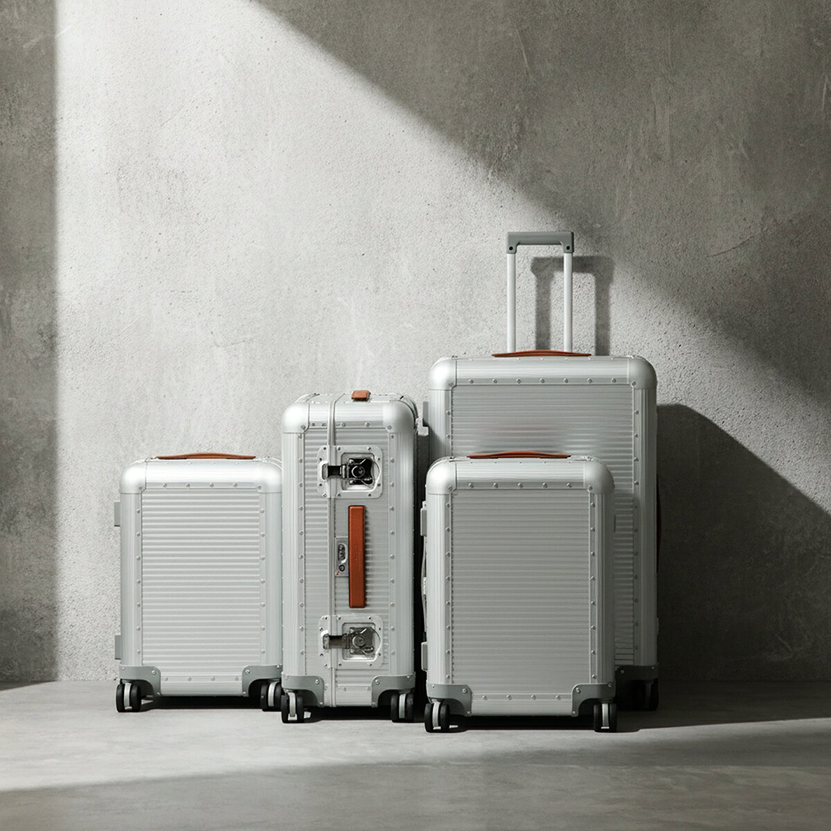 【最大2万円OFFクーポン対象・9/15限定】FPM MILANO エフピーエムミラノ キャリーケース BANK SPINNER 53 バンク スピナー A1505315 FPM259LBA53A メンズ レディース トラベルバッグ 鞄 826/MOONLIGHT-SILVER auc-marks-run-10563636 インポートセレクトmusee サンプル画像2