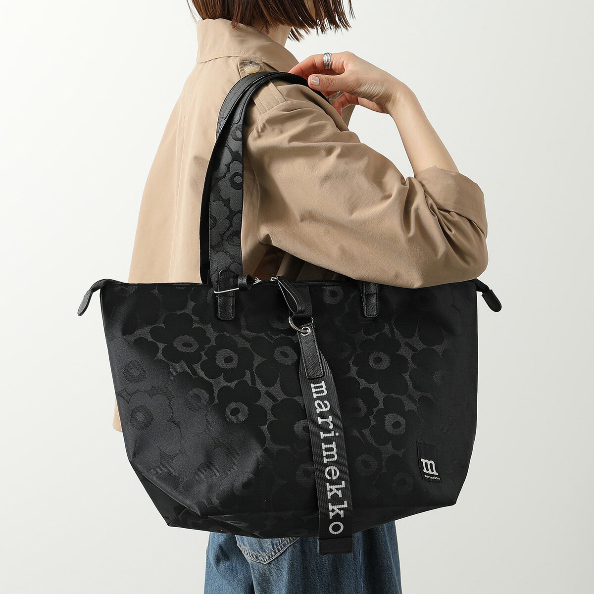 marimekko マリメッコ トートバッグ Tote M Unikko トート ウニッコ 095310 レディース ジャガード 花柄 総柄 ダブルジップ ロゴ 鞄 999
