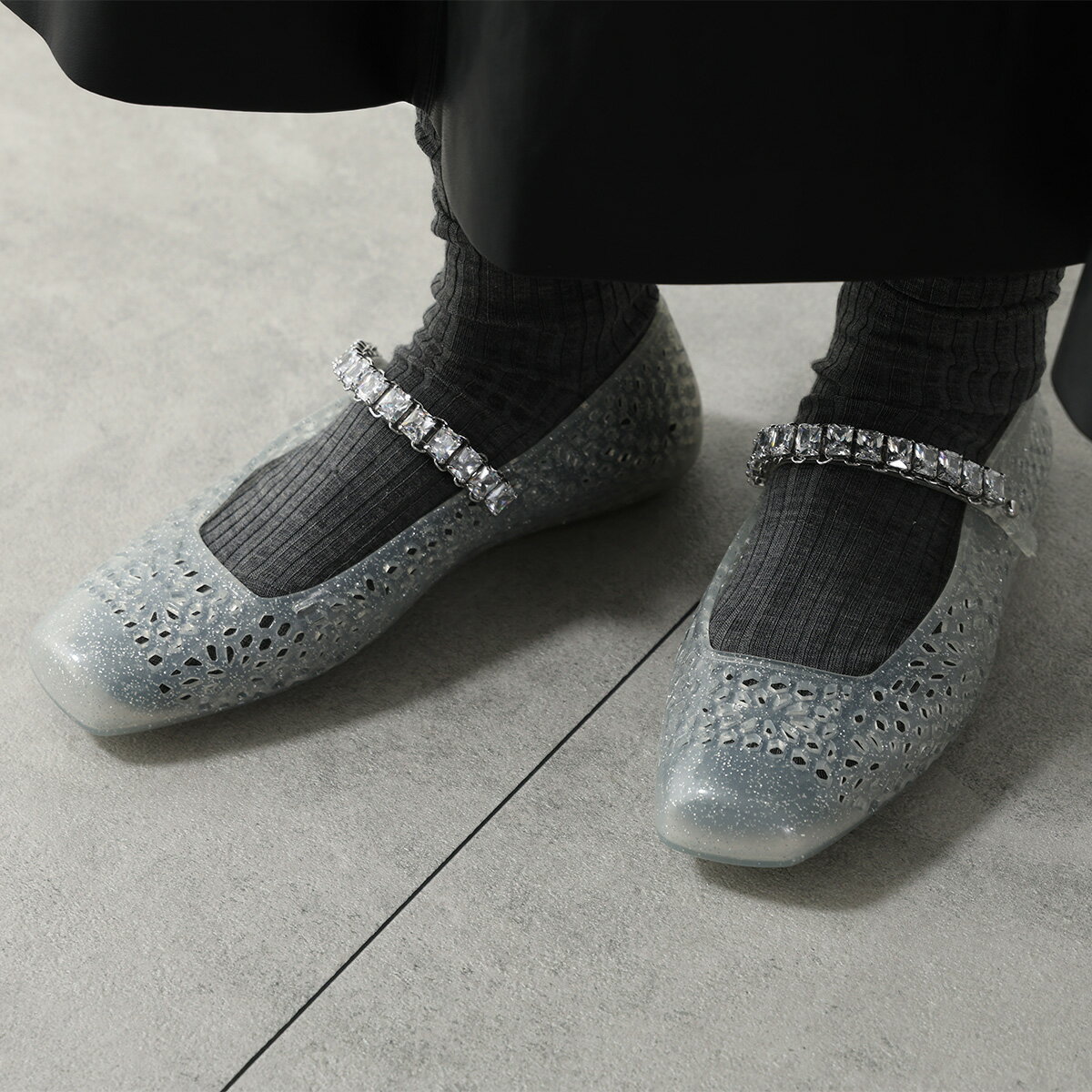 �ں���2����OFF�����ݥ��оݡ�2/25�����Jimmy Choo ���ߡ����奦 �Х쥨���塼�� THEJELLY NTX �� �����꡼ ��ǥ����� ���ꥹ�������� ���������ȥ� �ե�å� ���塼�� �� CLEAR/SILVERMIX/CRYSTAL