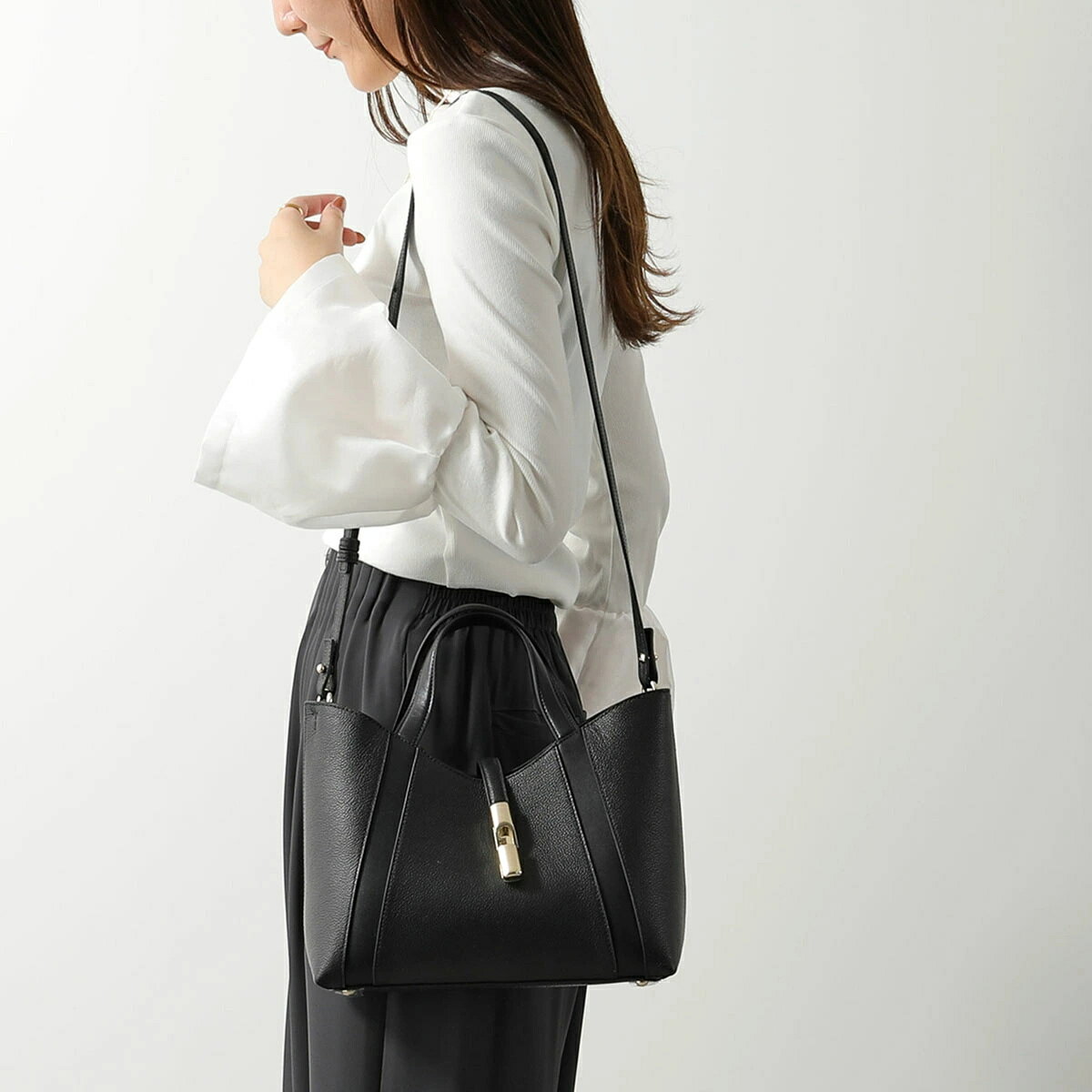 【最大2万円OFFクーポン対象・5/17～5/18限定】Furla フルラ ハンドバッグ GOCCIA ...
