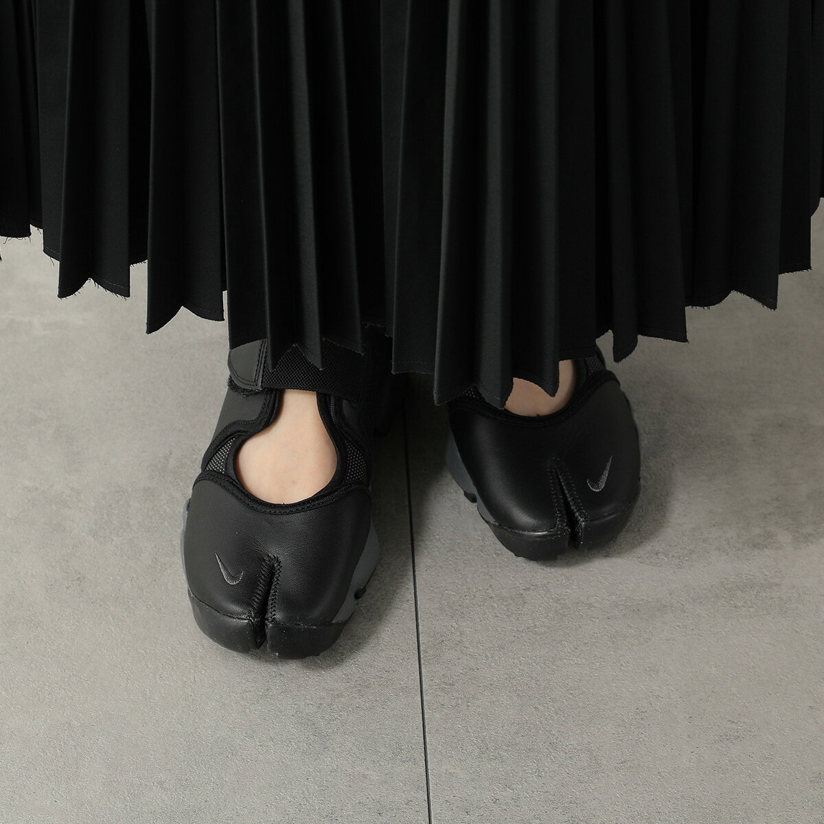 NIKE ナイキ スニーカー AIR RIFT エア リフト IM6017-010 レディース ローカット ...