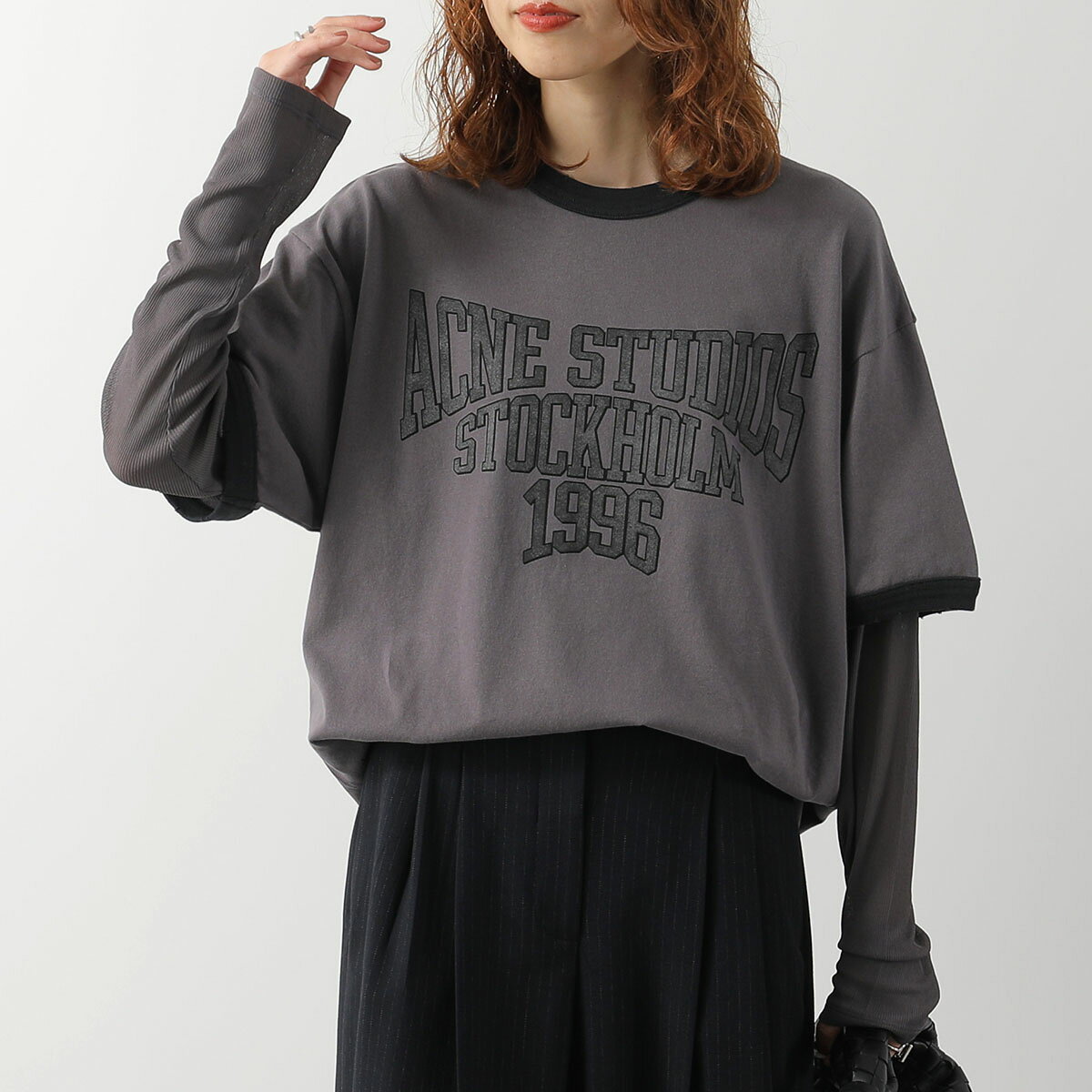 Acne Studios アクネストゥディオズ レイヤードグラフィックTシャツ RW-WN-TSHI000028 AL0559 レディース 長袖 カットソー ロゴT AVU/Dark-purple/black