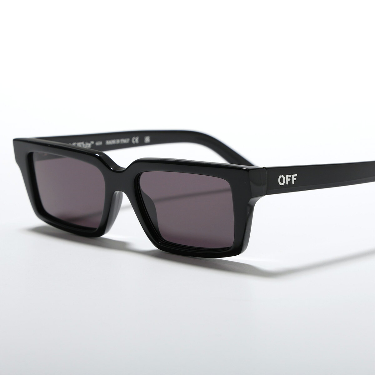 楽天市場】OFF－WHITE オフホワイト（眼鏡・サングラス｜バッグ・小物