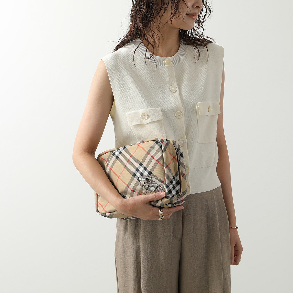 最大2万円OFF ・10 15限定 訳あり BURBERRY バーバリー ポーチ MS POUCH CEK 8092707 レデ auc-marks-run-10577703 インポートセレクトmusee サンプル画像2
