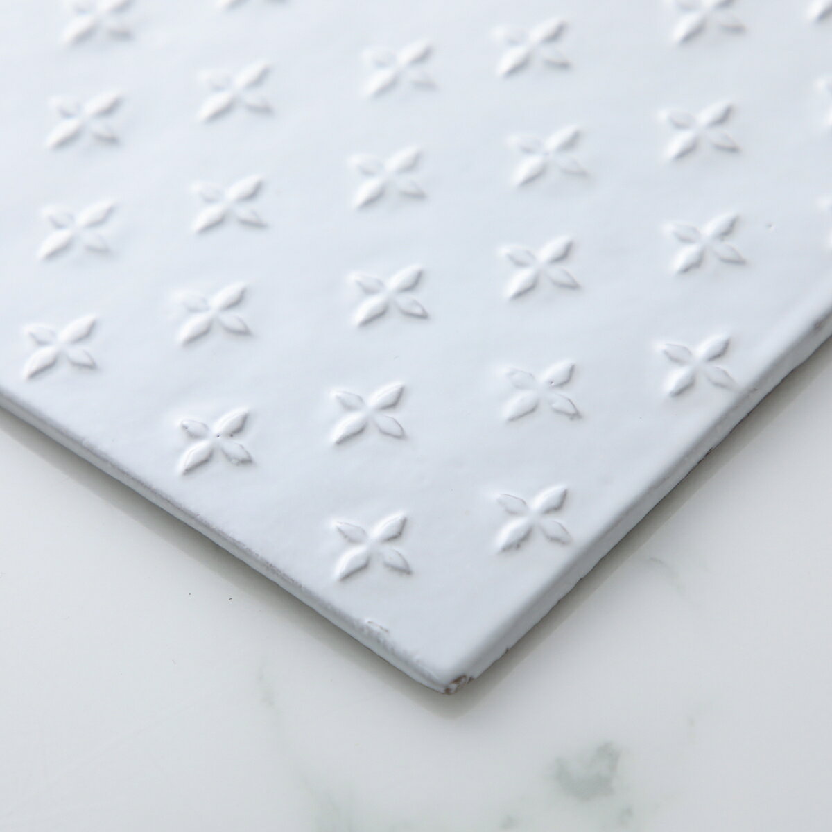 Astier de Villatte アスティエ・ド・ヴィラット タイル Tuileries Tile CRRTLR2 陶器 小皿 インテリア コースター【返品交換不可】