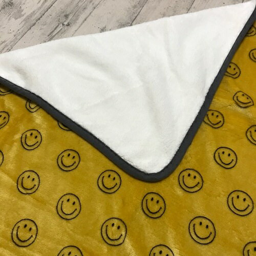 ニコ　フランネルボア　ブランケット　S　イエロー　NICO BLANKET S YELLOW 70×100cm【スマイル／スマイルブランケット／ボア／ひざ掛け／ひざかけ】【楽ギフ_メッセ入力】