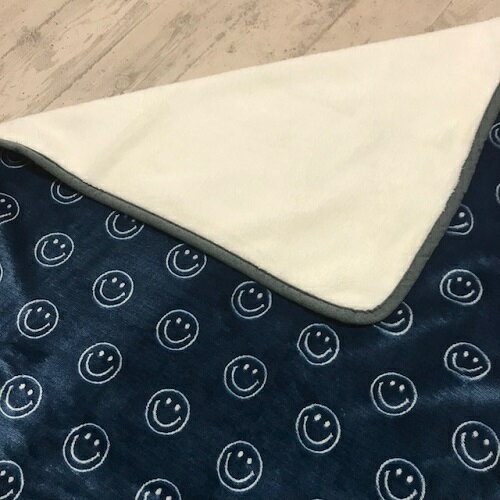 ニコ　フランネルボア　ブランケット　S　ネイビー　NICO BLANKET S NAVY 70×100cm【スマイル／スマイルブランケット／ボア／ひざ掛け／ひざかけ】【楽ギフ_メッセ入力】