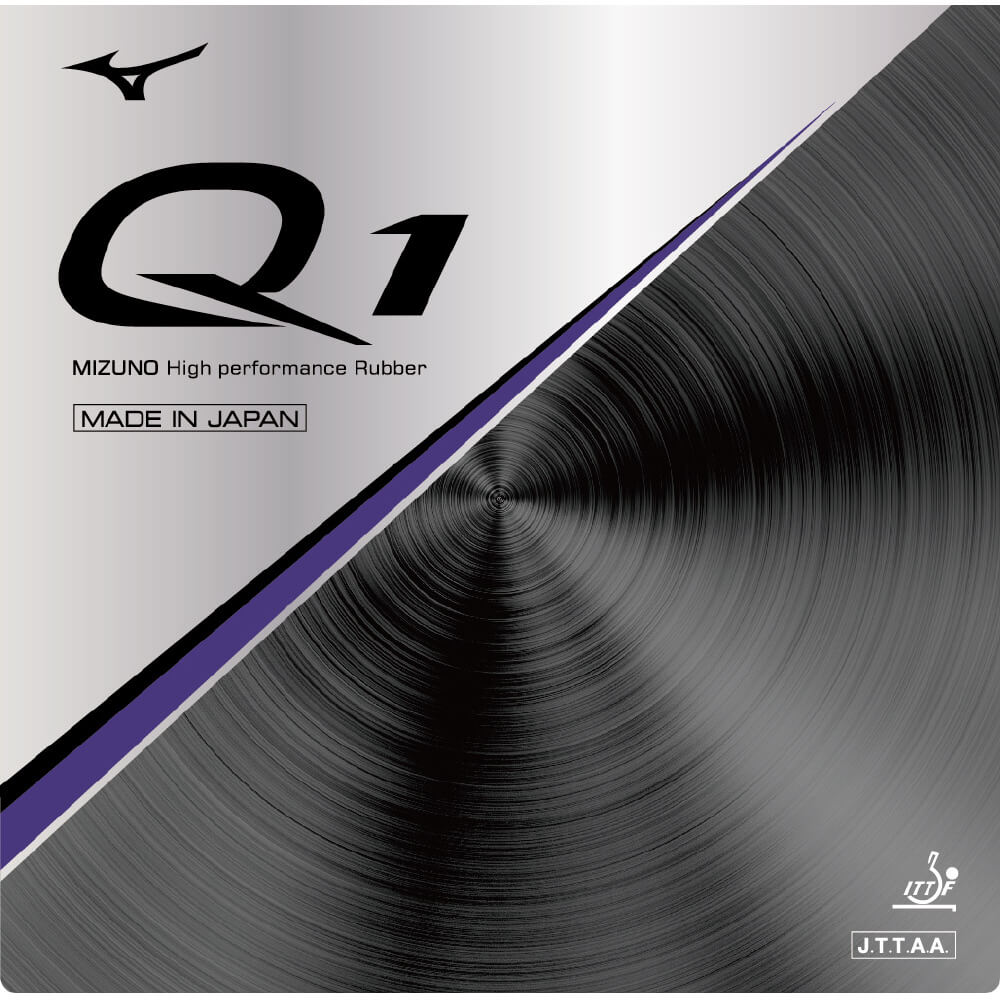 ミズノ 卓球ラバー Q1 Qシリーズのテクノロジーを搭載した ファーストステップラバー。 カラー 09：ブラック 62：レッド タイプ：テンション系裏ソフト スポンジの厚み 特厚（トクアツ）：2.1mm 厚（アツ）：1.9mm 中（チュウ）：1.7mm 硬度　44 天然ゴム、合成ゴム 原産国 日本製 日本卓球協会検定品 国際卓球連盟公認の商品 01.テンションラバー テンションのかかったトップシートと バランスの取れたスポンジで操作性を追求。 02.高次元のスピード・スピン トップシート裏の粒の高さを長く設計。 インパクトできなくてもスピード・スピンが出やすい。 トップを目指すための威力とプレー安定性を両立した Qシリーズ、ファーストステップのテンションラバー。 プレーの安定性を保ちながら、初級者ラバーとは一線を画した スピード、スピンを体感できる。 ●【1点まで】メール便配送可能です。 83JRT29109 83JRT29162 黒 赤 卓球 ラバー