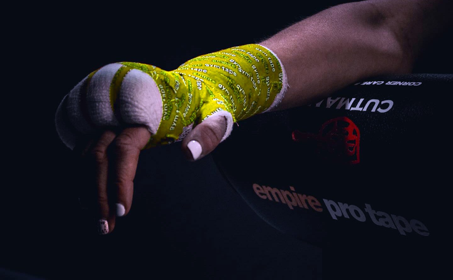 Empire Protape [����ѥ��� �ץ��ơ���]����Ȣ���/�ܥå�����GYM�ơ��סʲ���Yellow Fusion 2.5cm��13m�� BOX��12����������ˡ��������� �ե塼����� ���� �ơ��ԥ󥰥ơ��� �Х�ǡ��� �Х�ơ��� ����ѥơ��� ���ݡ��ĥơ��� MMA �����Ʈ�� �ܥ����� ���å�
