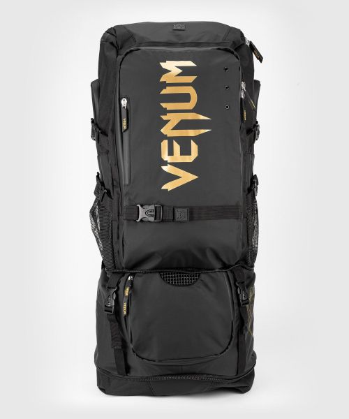 VENUM 　バックパック　Challenger Xtrem Evo - チャレンジャー エクストリーム エボ（黒/ゴールド）／ BackPack - Black/Gold／ 2WAY 大型リュック ジムバッグ スポーツバッグ フィットネス リュック 遠征 試合用 格闘技 キック ボクシング ブラジリアン柔術 MMA