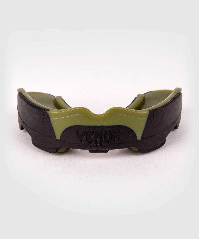 VENUM ヴェヌム マウスガード Predator - プレデター（黒/カーキ）／ Mouthguard - Black/Khaki（ケースつき）／ スポーツ用 マウスピース スポーツ 総合格闘技 ボクシング キックボクシング ブラジリアン柔術 MMA UFC ヴェナム ヴェノム ベヌム ベナム ベノム