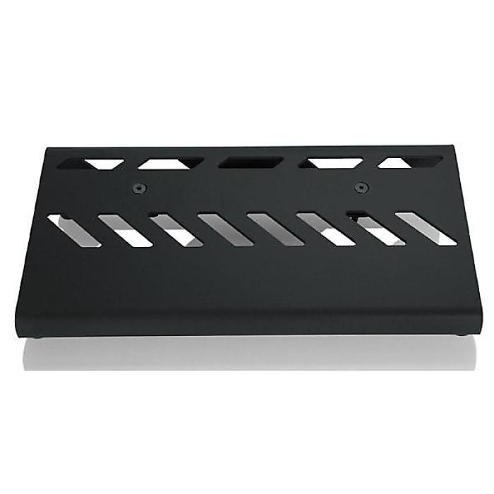 GATOR(ゲーター) / GPB-LAK-1の事ならフレンズにご相談ください。 GATOR(ゲーター) / GPB-LAK-1の特長！GATORの軽量アルミエフェクターボード。パワーサプ...... GATOR(ゲーター) / GPB-LAK-1のココが凄い！ GATOR(ゲーター) / GPB-LAK-1のメーカー説明 GATORの軽量アルミエフェクターボード。パワーサプライ用のブラケットがボード裏に付属しているため、すっきりとした配線が可能。ケース付なので持ち運びも楽々です。 GATOR(ゲーター) / GPB-LAK-1の仕様 ■エフェクター用ペダルボード■パワーサプライ用ブラケット付き■持ち運びに便利なケース付き■ボード表面の寸法：約40cm×約17.7cm■ブラックGATOR(ゲーター) / GPB-LAK-1の事ならフレンズにご相談ください。 GATOR(ゲーター) / GPB-LAK-1の特長！GATORの軽量アルミエフェクターボード。パワーサプ...... GATOR(ゲーター) / GPB-LAK-1のココが凄い！ GATOR(ゲーター) / GPB-LAK-1のメーカー説明 GATORの軽量アルミエフェクターボード。パワーサプライ用のブラケットがボード裏に付属しているため、すっきりとした配線が可能。ケース付なので持ち運びも楽々です。 GATOR(ゲーター) / GPB-LAK-1の仕様 ■エフェクター用ペダルボード■パワーサプライ用ブラケット付き■持ち運びに便利なケース付き■ボード表面の寸法：約40cm×約17.7cm■ブラック