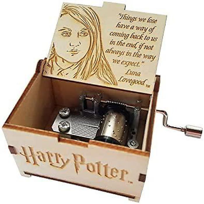 TheLaser'sEdge / Harry Potter Mini Music Box_Q15の事ならフレンズにご相談ください。TheLaser'sEdge / Harry Potter Mini Music Box_Q15セット商品一覧ダンブルドア1ダンブルドア2ハリーポッター1ハリーポッター2ハーマイオニーロンスネイプシリウス・ブラック1シリウス・ブラック2ルーナスタンダードカスタマイズ TheLaser'sEdge / Harry Potter Mini Music Box_Q15の特長！ハリーポッター ミニオルゴール TheLaser'sEdge / Harry Potter Mini Music Box_Q15のココが凄い！ハリーポッター ミニオルゴール TheLaser'sEdge / Harry Potter Mini Music Box_Q15のメーカー説明 子供の手のひらに簡単に収まるほど(クレジットカードのサイズ！)小さいミニオルゴールです。ハンドルを回している間だけ曲が流れます。誕生日、記念日、結婚式、母の日、クリスマス、父の日、バレンタインデーなどに最適なプレゼントです。 TheLaser'sEdge / Harry Potter Mini Music Box_Q15の仕様 サイズ：約 6.4cm x 約 5.1cm x 約 4.4cmアメリカ製TheLaser'sEdge / Harry Potter Mini Music Box_Q15の事ならフレンズにご相談ください。 TheLaser'sEdge / Harry Potter Mini Music Box_Q15の特長！ハリーポッター ミニオルゴール TheLaser'sEdge / Harry Potter Mini Music Box_Q15のココが凄い！ハリーポッター ミニオルゴール TheLaser'sEdge / Harry Potter Mini Music Box_Q15のメーカー説明 子供の手のひらに簡単に収まるほど(クレジットカードのサイズ！)小さいミニオルゴールです。ハンドルを回している間だけ曲が流れます。誕生日、記念日、結婚式、母の日、クリスマス、父の日、バレンタインデーなどに最適なプレゼントです。 TheLaser'sEdge / Harry Potter Mini Music Box_Q15の仕様 サイズ：約 6.4cm x 約 5.1cm x 約 4.4cmアメリカ製