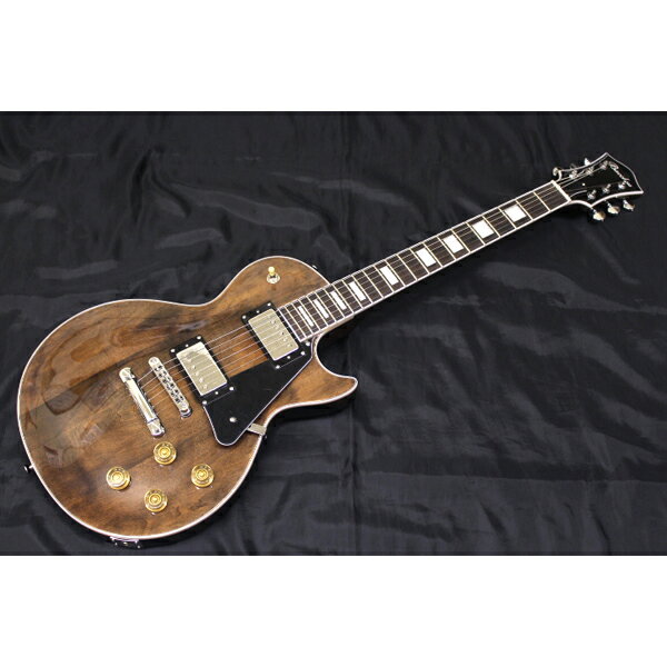 Bacchus(バッカス) / DUKE-STD A-CHGの事ならフレンズにご相談ください。Bacchus(バッカス) / DUKE-STD A-CHGセット商品一覧A-REDA-CHGA-BR Bacchus(バッカス) / DUKE-STD A-CHGの特長！取り回しの良いDUKE継承レスポール Bacchus(バッカス) / DUKE-STD A-CHGのココが凄い！ Bacchus(バッカス) / DUKE-STD A-CHGのメーカー説明 ●新生DUKE、始動。Bacchus Handmadeシリーズの生産開始以来、ロングセラーとして愛されてきた「DUKE」。より多くのプレイヤーのもとにその洗練されたサウンドとプレイアビリティを届けるべく、この度Globalシリーズより新たなモデルが誕生しました。Bacchusが培ってきた伝統と技術の真価をその手に取ってお確かめください。●木材の魅力引き立つフィニッシュ素材となる木材の生まれ持った質感を大事にする「Antique Finish」。毎日のように触りたいギターだからこそ、家具や調度品のように落ち着きがあって飽きの来ない配色に仕上げました。●Handmade Seriesから継承されたアーチ形状飛鳥工場で製作されるHandmade Series DUKEモデルのアーチ形状を踏襲。しっかりとくびれたアーチのカーブがギターの顔であるボディトップにメリハリを加え、ポリッシュされた塗装の反射が美しい引き締まったルックスとなりました。●最適な演奏性を生み出すネックの仕込み角セットネックモデ Bacchus(バッカス) / DUKE-STD A-CHGの仕様 ■SPECBody Top：MapleBody：NyatohNeck：NyatohFingerboard：RosewoodNut：Graphtech TUSQ XLBridge：T.O.M TypeMachineheads：Rotomatic TypeFret：Nickel SilverPickups：Original H-H setControls：2 Vol, 2 Tone, 3 way PU selectorScale：628mm(24.75inch)Width at Nut：43mmFingerboard Radius：305RFinish：UrethaneStrings：D’addario 010 046本体重量：3.60kg新定価：￥115,000+税※細部の仕様とデザインは予告なく変更になる場合がございます。▲付属品ギグバッグ、保証書、レンチ 全て新品。ケーブル・消耗品以外メーカー1年保証書付のでご安心してお買いもの頂けます。 登録の画像と販売商品と異なる場合がございます。予めご了承お願い致します。Bacchus(バッカス) / DUKE-STD A-CHGの事ならフレンズにご相談ください。 Bacchus(バッカス) / DUKE-STD A-CHGの特長！取り回しの良いDUKE継承レスポール Bacchus(バッカス) / DUKE-STD A-CHGのココが凄い！ Bacchus(バッカス) / DUKE-STD A-CHGのメーカー説明 ●新生DUKE、始動。Bacchus Handmadeシリーズの生産開始以来、ロングセラーとして愛されてきた「DUKE」。より多くのプレイヤーのもとにその洗練されたサウンドとプレイアビリティを届けるべく、この度Globalシリーズより新たなモデルが誕生しました。Bacchusが培ってきた伝統と技術の真価をその手に取ってお確かめください。●木材の魅力引き立つフィニッシュ素材となる木材の生まれ持った質感を大事にする「Antique Finish」。毎日のように触りたいギターだからこそ、家具や調度品のように落ち着きがあって飽きの来ない配色に仕上げました。●Handmade Seriesから継承されたアーチ形状飛鳥工場で製作されるHandmade Series DUKEモデルのアーチ形状を踏襲。しっかりとくびれたアーチのカーブがギターの顔であるボディトップにメリハリを加え、ポリッシュされた塗装の反射が美しい引き締まったルックスとなりました。●最適な演奏性を生み出すネックの仕込み角セットネックモデルにおいてそのプレイアビリティとサウンドに影響を与えるのが、ネックの仕込み角。アーチ形状と同じく国産のHandmade Series DUKEモデルの仕込み角を再現しつつ、材と設計に合わせた微調整を施 Bacchus(バッカス) / DUKE-STD A-CHGの仕様 ■SPECBody Top：MapleBody：NyatohNeck：NyatohFingerboard：RosewoodNut：Graphtech TUSQ XLBridge：T.O.M TypeMachineheads：Rotomatic TypeFret：Nickel SilverPickups：Original H-H setControls：2 Vol, 2 Tone, 3 way PU selectorScale：628mm(24.75inch)Width at Nut：43mmFingerboard Radius：305RFinish：UrethaneStrings：D’addario 010 046本体重量：3.60kg新定価：￥115,000+税※細部の仕様とデザインは予告なく変更になる場合がございます。▲付属品ギグバッグ、保証書、レンチ 全て新品。ケーブル・消耗品以外メーカー1年保証書付のでご安心してお買いもの頂けます。