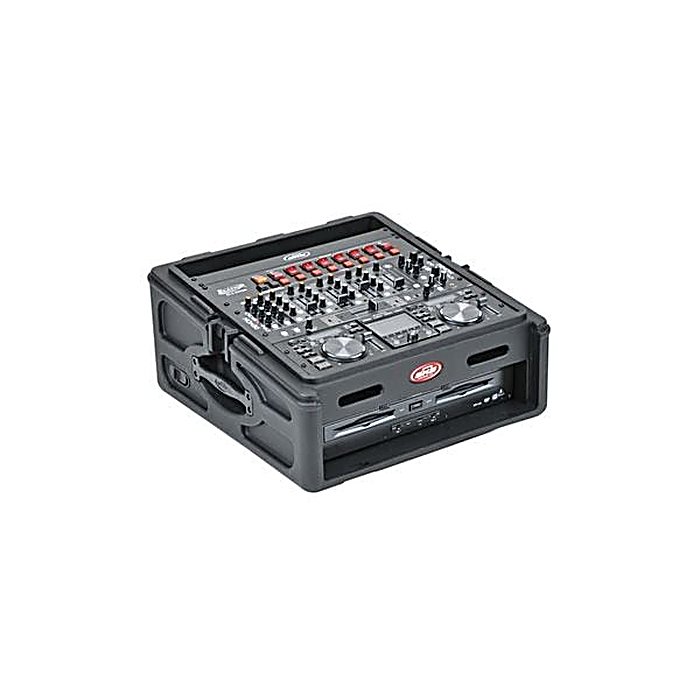 SKB(エスケービー) / R102 上部10U、下部2Uの事ならフレンズにご相談ください。 SKB(エスケービー) / R102 上部10U、下部2Uの特長！SKB R102 ラックケース SKB(エスケービー) / R102 上部10U、下部2Uのココが凄い！デュアル型CDJと19インチ規格のミキサーを同時に収納・運搬できるコンボラックケース。PAミキサーなど様々な機材に対応する汎用性を備え、別売のノートPC用シェルフも装着可能。イベント機材の統合輸送に重宝します。 SKB(エスケービー) / R102 上部10U、下部2Uのメーカー説明 SKB R102えすけーびー あーる いち ぜろ にデュアル型CDJと19インチサイズのミキサーを一度に持ち運べるラックケースです。オプションのノートパソコン用シェルフ（AV8・別売）の装着にも対応。PAミキサーなど多様な機材に対応する汎用性を備えています。●主な特徴・デュアル型CDJと19インチミキサーを同時収納・ノートPC用シェルフAV8の取付に対応・PAミキサーなど複数の機材タイプに対応【SKB】楽器・オーディオ機材の輸送・保管用ケースメーカーとして、プロフェッショナルなニーズに応えるケース製品を展開しています。 SKB(エスケービー) / R102 上部10U、下部2Uの仕様 種類：DJ用ラックケース対応機種：デュアル型CDJ、19インチミキサー、PAミキサーほかオプション対応：ノートPC用シェルフAV8SKB(エスケービー) / R102 上部10U、下部2Uの事ならフレンズにご相談ください。 SKB(エスケービー) / R102 上部10U、下部2Uの特長！SKB R102 ラックケース SKB(エスケービー) / R102 上部10U、下部2Uのココが凄い！デュアル型CDJと19インチ規格のミキサーを同時に収納・運搬できるコンボラックケース。PAミキサーなど様々な機材に対応する汎用性を備え、別売のノートPC用シェルフも装着可能。イベント機材の統合輸送に重宝します。 SKB(エスケービー) / R102 上部10U、下部2Uのメーカー説明 SKB R102えすけーびー あーる いち ぜろ にデュアル型CDJと19インチサイズのミキサーを一度に持ち運べるラックケースです。オプションのノートパソコン用シェルフ（AV8・別売）の装着にも対応。PAミキサーなど多様な機材に対応する汎用性を備えています。●主な特徴・デュアル型CDJと19インチミキサーを同時収納・ノートPC用シェルフAV8の取付に対応・PAミキサーなど複数の機材タイプに対応【SKB】楽器・オーディオ機材の輸送・保管用ケースメーカーとして、プロフェッショナルなニーズに応えるケース製品を展開しています。 SKB(エスケービー) / R102 上部10U、下部2Uの仕様 種類：DJ用ラックケース対応機種：デュアル型CDJ、19インチミキサー、PAミキサーほかオプション対応：ノートPC用シェルフAV8