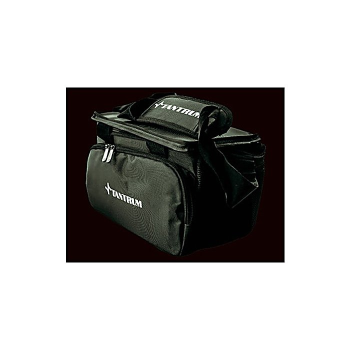 Tantrum ( タントラム )(タントラム) / Angry Box Travel Bagの事ならフレンズにご相談ください。 Tantrum ( タントラム )(タントラム) / Angry Box Travel Bagの特長！Tantrum Angry Box Travel Bag ス Tantrum ( タントラム )(タントラム) / Angry Box Travel Bagのココが凄い！Angry Box専用に設計されたトラベルバッグです。堅牢な作りと使いやすさを兼ね備えており、持ち運ぶ際にスピーカーをしっかり保護します。 Tantrum ( タントラム )(タントラム) / Angry Box Travel Bagのメーカー説明 Tantrum Angry Box Travel Bagタントラム アングリーボックス トラベルバッグAngry Boxの携帯・運搬に最適な専用バッグです。耐久性に優れた設計で、外出先や移動中の機材の安全性を確保できます。●主な特徴・Angry Box用に専門的に設計・優れた耐久性を備えた構造・利便性を考慮した設計【Tantrum】プロフェッショナルなオーディオ機器の製造を手がけるメーカーです。 Tantrum ( タントラム )(タントラム) / Angry Box Travel Bagの仕様 ■スピーカーケース/バッグ対応機種：Angry BoxTantrum ( タントラム )(タントラム) / Angry Box Travel Bagの事ならフレンズにご相談ください。 Tantrum ( タントラム )(タントラム) / Angry Box Travel Bagの特長！Tantrum Angry Box Travel Bag ス Tantrum ( タントラム )(タントラム) / Angry Box Travel Bagのココが凄い！Angry Box専用に設計されたトラベルバッグです。堅牢な作りと使いやすさを兼ね備えており、持ち運ぶ際にスピーカーをしっかり保護します。 Tantrum ( タントラム )(タントラム) / Angry Box Travel Bagのメーカー説明 Tantrum Angry Box Travel Bagタントラム アングリーボックス トラベルバッグAngry Boxの携帯・運搬に最適な専用バッグです。耐久性に優れた設計で、外出先や移動中の機材の安全性を確保できます。●主な特徴・Angry Box用に専門的に設計・優れた耐久性を備えた構造・利便性を考慮した設計【Tantrum】プロフェッショナルなオーディオ機器の製造を手がけるメーカーです。 Tantrum ( タントラム )(タントラム) / Angry Box Travel Bagの仕様 ■スピーカーケース/バッグ対応機種：Angry Box