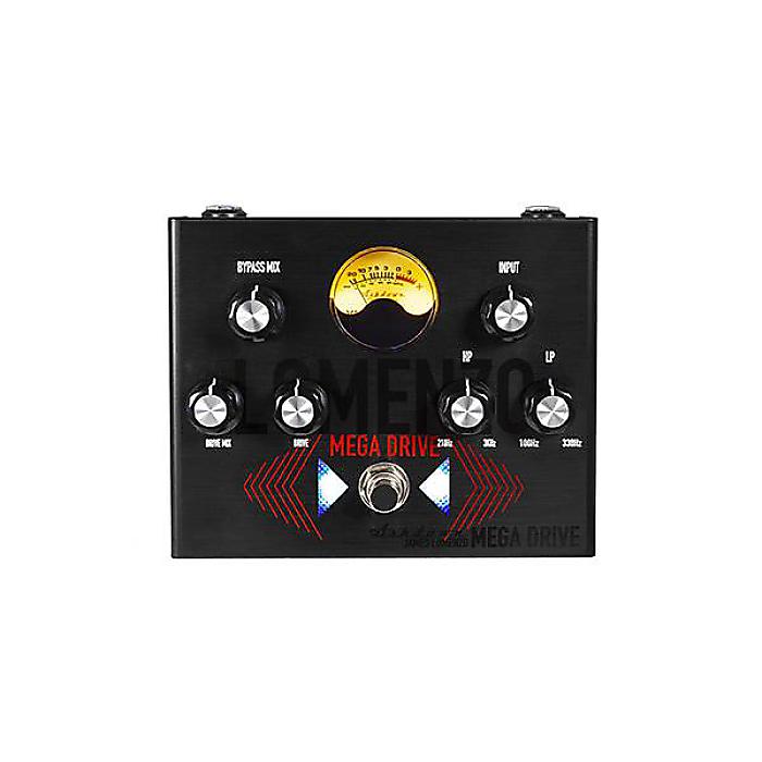 Ashdown(アッシュダウン) / LOMENZO MEGA DRIVEの事ならフレンズにご相談ください。 Ashdown(アッシュダウン) / LOMENZO MEGA DRIVEの特長！ハードロックやメタルシーンで数多くのバンドに参加して...... Ashdown(アッシュダウン) / LOMENZO MEGA DRIVEのココが凄い！ Ashdown(アッシュダウン) / LOMENZO MEGA DRIVEのメーカー説明 ハードロックやメタルシーンで数多くのバンドに参加してきたJames LoMenzo(ジェイムズ・ロメンゾ)2作目のシグネチャーモデルです。BYPASS MIX、DRIVE MIXノブでクリーンな音とディストーションのミックス加減を調整可能。DRIVEノブは歪みの強さを調整します。HP(210Hz-3KHz)とLP(100Hz-330Hz)に焦点を絞り歪みを調整することで音の深みやリッチさが増加。 Ashdown(アッシュダウン) / LOMENZO MEGA DRIVEの仕様 ■ベース用ディストーションペダル■JamesLoMenzoシグネチャー■特徴・豊かなハーモニック（倍音を伴う）ディストーション。・特許取得済みのハーモニクス・エンハンサー機能により、特定の周波数帯域を強調し、音に深みを与えます。■コントロール-BYPASSMIX-DRIVEMIX-DRIVE-HP(210Hz-3KHz)-LP(100Hz-330Hz)-INPUT■トゥルーバイパススイッチング■消費電流:50mA■電源:2.1mm9Vセンターマイナス■サイズ：145.50(H)x116.20(W)x65(D)mm■重量：0.9kgAshdown(アッシュダウン) / LOMENZO MEGA DRIVEの事ならフレンズにご相談ください。 Ashdown(アッシュダウン) / LOMENZO MEGA DRIVEの特長！ハードロックやメタルシーンで数多くのバンドに参加して...... Ashdown(アッシュダウン) / LOMENZO MEGA DRIVEのココが凄い！ Ashdown(アッシュダウン) / LOMENZO MEGA DRIVEのメーカー説明 ハードロックやメタルシーンで数多くのバンドに参加してきたJames LoMenzo(ジェイムズ・ロメンゾ)2作目のシグネチャーモデルです。BYPASS MIX、DRIVE MIXノブでクリーンな音とディストーションのミックス加減を調整可能。DRIVEノブは歪みの強さを調整します。HP(210Hz-3KHz)とLP(100Hz-330Hz)に焦点を絞り歪みを調整することで音の深みやリッチさが増加。 Ashdown(アッシュダウン) / LOMENZO MEGA DRIVEの仕様 ■ベース用ディストーションペダル■JamesLoMenzoシグネチャー■特徴・豊かなハーモニック（倍音を伴う）ディストーション。・特許取得済みのハーモニクス・エンハンサー機能により、特定の周波数帯域を強調し、音に深みを与えます。■コントロール-BYPASSMIX-DRIVEMIX-DRIVE-HP(210Hz-3KHz)-LP(100Hz-330Hz)-INPUT■トゥルーバイパススイッチング■消費電流:50mA■電源:2.1mm9Vセンターマイナス■サイズ：145.50(H)x116.20(W)x65(D)mm■重量：0.9kg
