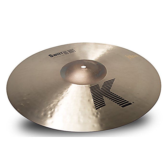 Zildjian(ジルジャン) / KSW15HHの事ならフレンズにご相談ください。 Zildjian(ジルジャン) / KSW15HHの特長！ジルジャン K.ジルジャン スウィート 15"HiHats Zildjian(ジルジャン) / KSW15HHのココが凄い！K.ジルジャン スウィートコレクションの15インチハイハットペアです。Kジルジャンより軽いウェイトながら低く落ち着いたピッチを実現。トラディショナルフィニッシュのダークな音色に、華やかさとレスポンスを備えた、より大きく薄いコンセプトで設計されています。ランダムハンマリングにより美しくふくよかなサウンドを生み出します。高価格帯の製品です。 Zildjian(ジルジャン) / KSW15HHのメーカー説明 K ジルジャンハイハットより軽いウェイトで、低く落ち着いたピッチを生み出すKジルジャン スウィートコレクションは、Kファミリーのダークな音色をベースに、ポピュラーミュージックのワールドトレンドである、より大きく、より薄いという特長を持ち、華やかさとレスポンスを加えた、Kファミリーの奥行きを更に広げるモデルです。 Kジルジャン スウィートコレクションは、Kジルジャン伝統のランダムハンマリングを施し、美しくふくよかなサウンドを実現しています。●サイズ:15インチ/約38cm●フィニッシュ:トラディショナル●ウェイト:トップ/シン、ボトム/ヘヴィー●上下ペア販売※店頭展示処分品の為、指紋や打痕などが多く見受けられますが使用上には問題ありません※モニター環境により、実際の商品の色合いと多少異なってみえる場合があります。予めご了承下さい。 Zildjian(ジルジャン) / KSW15HHの仕様 サイズ：15インチ/約38cmフィニッシュ：トラディショナルウェイト：トップ/シン、ボトム/ヘヴィー構成：上下ペア販売ハンマリング：ランダムハンマリング 全て新品。ケーブル・消耗品以外メーカー1年保証書付のでご安心してお買いもの頂けます。Zildjian(ジルジャン) / KSW15HHの事ならフレンズにご相談ください。 Zildjian(ジルジャン) / KSW15HHの特長！ジルジャン K.ジルジャン スウィート 15"HiHats Zildjian(ジルジャン) / KSW15HHのココが凄い！K.ジルジャン スウィートコレクションの15インチハイハットペアです。Kジルジャンより軽いウェイトながら低く落ち着いたピッチを実現。トラディショナルフィニッシュのダークな音色に、華やかさとレスポンスを備えた、より大きく薄いコンセプトで設計されています。ランダムハンマリングにより美しくふくよかなサウンドを生み出します。高価格帯の製品です。 Zildjian(ジルジャン) / KSW15HHのメーカー説明 K ジルジャンハイハットより軽いウェイトで、低く落ち着いたピッチを生み出すKジルジャン スウィートコレクションは、Kファミリーのダークな音色をベースに、ポピュラーミュージックのワールドトレンドである、より大きく、より薄いという特長を持ち、華やかさとレスポンスを加えた、Kファミリーの奥行きを更に広げるモデルです。 Kジルジャン スウィートコレクションは、Kジルジャン伝統のランダムハンマリングを施し、美しくふくよかなサウンドを実現しています。●サイズ:15インチ/約38cm●フィニッシュ:トラディショナル●ウェイト:トップ/シン、ボトム/ヘヴィー●上下ペア販売※店頭展示処分品の為、指紋や打痕などが多く見受けられますが使用上には問題ありません※モニター環境により、実際の商品の色合いと多少異なってみえる場合があります。予めご了承下さい。 Zildjian(ジルジャン) / KSW15HHの仕様 サイズ：15インチ/約38cmフィニッシュ：トラディショナルウェイト：トップ/シン、ボトム/ヘヴィー構成：上下ペア販売ハンマリング：ランダムハンマリング 全て新品。ケーブル・消耗品以外メーカー1年保証書付のでご安心してお買いもの頂けます。