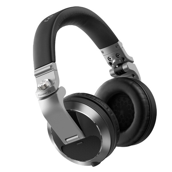 Pioneer(パイオニア) / HDJ-X7-Sの事ならフレンズにご相談ください。Pioneer(パイオニア) / HDJ-X7-Sセット商品一覧シルバーブラック Pioneer(パイオニア) / HDJ-X7-Sの特長！プロフェッショナルDJが求める高音質、高耐久性、高機能性を実現したオーバーイヤー型DJヘッドホン Pioneer(パイオニア) / HDJ-X7-Sのココが凄い！「HDJ-2000MK2」をベースに新開発したドライバーを搭載し、大音量下でもしっかりと曲をモニタリングできます。DJプレイに必要な高い耐久性を備え、DJのフィードバックに基づいたハウジング設計により、快適でストレスの無いDJモニタリングが可能！！ Pioneer(パイオニア) / HDJ-X7-Sのメーカー説明 HDJ-X7 は従来のフラグシップモデル HDJ-2000MK2 をベースに新開発したドライバーを搭載し、大音量下でもしっかりと曲をモニタリングできます。高音質を追求した4芯構造ケーブルを採用し、LRそれぞれ独立した構造にすることで、従来モデルよりも左右のチャンネルセパレーションが改善され、空間再現性が向上しました。従来よりも厳しい水準値の自社耐久試験に加え、アメリカ国防総省が制定したMIL規格（MIL-STD-810G)※に準拠した試験をクリアし、DJプレイに必要な高い耐久性を備えたDJヘッドホンです。DJのフィードバックに基づいたハウジング設計により、快適でストレスの無いDJモニタリングが可能になりました。■主な機能・高音質設計大口径50mmドライバーを搭載し、振動板の材料・形状の最適化を図り低域のレスポンス向上と高域の共振を抑えることでタイトな低域と伸びやかな高域再生を実現し、確実なモニタリングをサポートします。また、ケーブルグランド線をLRそれぞれ独立した4芯構造ケーブルとハウジング上部にバスレフ方 Pioneer(パイオニア) / HDJ-X7-Sの仕様 ▼主な特徴形式：Closed, dynamic使用ユニット：50 mmドームタイプ接続コード・1.2 m 片出しカールコード(伸長時約3.0 m)・1.6 m ストレートコード付属品・Φ6.3 mmステレオ標準プラグアダプター (ネジ式)・キャリングポーチ▼主な仕様質量 （コード含まず）：312 g最大入力（JEITA）：3500 mW出力音圧レベル：102 dB再生周波数帯域：5 - 30000 Hzインピーダンス：36 Ω 全て新品。ケーブル・消耗品以外メーカー1年保証書付のでご安心してお買いもの頂けます。Pioneer(パイオニア) / HDJ-X7-Sの事ならフレンズにご相談ください。 Pioneer(パイオニア) / HDJ-X7-Sの特長！プロフェッショナルDJが求める高音質、高耐久性、高機能性を実現したオーバーイヤー型DJヘッドホン Pioneer(パイオニア) / HDJ-X7-Sのココが凄い！「HDJ-2000MK2」をベースに新開発したドライバーを搭載し、大音量下でもしっかりと曲をモニタリングできます。DJプレイに必要な高い耐久性を備え、DJのフィードバックに基づいたハウジング設計により、快適でストレスの無いDJモニタリングが可能！！ Pioneer(パイオニア) / HDJ-X7-Sのメーカー説明 HDJ-X7 は従来のフラグシップモデル HDJ-2000MK2 をベースに新開発したドライバーを搭載し、大音量下でもしっかりと曲をモニタリングできます。高音質を追求した4芯構造ケーブルを採用し、LRそれぞれ独立した構造にすることで、従来モデルよりも左右のチャンネルセパレーションが改善され、空間再現性が向上しました。従来よりも厳しい水準値の自社耐久試験に加え、アメリカ国防総省が制定したMIL規格（MIL-STD-810G)※に準拠した試験をクリアし、DJプレイに必要な高い耐久性を備えたDJヘッドホンです。DJのフィードバックに基づいたハウジング設計により、快適でストレスの無いDJモニタリングが可能になりました。■主な機能・高音質設計大口径50mmドライバーを搭載し、振動板の材料・形状の最適化を図り低域のレスポンス向上と高域の共振を抑えることでタイトな低域と伸びやかな高域再生を実現し、確実なモニタリングをサポートします。また、ケーブルグランド線をLRそれぞれ独立した4芯構造ケーブルとハウジング上部にバスレフ方式のチャンバーを搭載しています。・高耐久性高い耐久性を求めるプロDJの要望に応えるために、従来よりも厳しい水準値の自社耐久試験に加え、アメリカ国防総省が制定したMIL規格 Pioneer(パイオニア) / HDJ-X7-Sの仕様 ▼主な特徴形式：Closed, dynamic使用ユニット：50 mmドームタイプ接続コード・1.2 m 片出しカールコード(伸長時約3.0 m)・1.6 m ストレートコード付属品・Φ6.3 mmステレオ標準プラグアダプター (ネジ式)・キャリングポーチ▼主な仕様質量 （コード含まず）：312 g最大入力（JEITA）：3500 mW出力音圧レベル：102 dB再生周波数帯域：5 - 30000 Hzインピーダンス：36 Ω 全て新品。ケーブル・消耗品以外メーカー1年保証書付のでご安心してお買いもの頂けます。