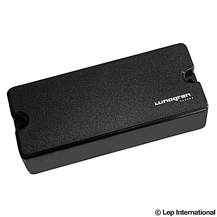 LUNDGREN(ラングレン) / M7C with cover Neck 7弦ギター用の事ならフレンズにご相談ください。 LUNDGREN(ラングレン) / M7C with cover Neck 7弦ギター用の特長！LUNDGREN M7C with cover LUNDGREN(ラングレン) / M7C with cover Neck 7弦ギター用のココが凄い！スウェーデンの老舗Lundgrenによる、メタルなどハードな音楽向けに開発された7弦ギター専用ピックアップです。ドロップチューニングや低音域でも輪郭がはっきりしたサウンドが特徴。Meshuggahのギタリストのために開発された実績を持ちます。単品での中位 高価格帯の設定となっています。 LUNDGREN(ラングレン) / M7C with cover Neck 7弦ギター用のメーカー説明 ※ こちらの商品は 単品 / ネック (フロント) です。※ セットではありませんのでご注意ください。【Lundgren在庫につきまして】こちらの商品は「単品在庫」を優先としております。セットページでは売り切れとなっている場合でも在庫がある場合がございます。セットでのご購入を希望の場合、お気軽にお問い合せくださいませ。関連商品 Model M7C ブリッジ側Lundgren M7のカバードモデルです。Model M7はメタルなどのよりハードな音楽用にデザインされたパワフルな7弦ギター専用のハムバッキングピックアップです。その力強さを生かすためにクリアなサウンドになるよう設計し、ドロップチューニングや7弦の低音でも輪郭のはっきりしたサウンドとなります。このようなサウンドを求めるプレイヤーには、もはや手放すことのできないピックアップとなるでしょう。このModel M7は当初、スウェーデンのメタルバンド「Meshuggah（メシュガー）」のギタリスト「Fredrik Thordendahl（フレドリック・トーデンダル）」の LUNDGREN(ラングレン) / M7C with cover Neck 7弦ギター用の仕様 サイズ：89 x 38 x 22mm (突起含む)重量：158g対応機種：7弦ギター専用出力：10K (ネックモデル)タイプ：ハムバッキングピックアップ（カバード） 全て新品。ケーブル・消耗品以外メーカー1年保証書付のでご安心してお買いもの頂けます。LUNDGREN(ラングレン) / M7C with cover Neck 7弦ギター用の事ならフレンズにご相談ください。 LUNDGREN(ラングレン) / M7C with cover Neck 7弦ギター用の特長！LUNDGREN M7C with cover LUNDGREN(ラングレン) / M7C with cover Neck 7弦ギター用のココが凄い！スウェーデンの老舗Lundgrenによる、メタルなどハードな音楽向けに開発された7弦ギター専用ピックアップです。ドロップチューニングや低音域でも輪郭がはっきりしたサウンドが特徴。Meshuggahのギタリストのために開発された実績を持ちます。単品での中位 高価格帯の設定となっています。 LUNDGREN(ラングレン) / M7C with cover Neck 7弦ギター用のメーカー説明 ※ こちらの商品は 単品 / ネック (フロント) です。※ セットではありませんのでご注意ください。【Lundgren在庫につきまして】こちらの商品は「単品在庫」を優先としております。セットページでは売り切れとなっている場合でも在庫がある場合がございます。セットでのご購入を希望の場合、お気軽にお問い合せくださいませ。関連商品 Model M7C ブリッジ側Lundgren M7のカバードモデルです。Model M7はメタルなどのよりハードな音楽用にデザインされたパワフルな7弦ギター専用のハムバッキングピックアップです。その力強さを生かすためにクリアなサウンドになるよう設計し、ドロップチューニングや7弦の低音でも輪郭のはっきりしたサウンドとなります。このようなサウンドを求めるプレイヤーには、もはや手放すことのできないピックアップとなるでしょう。このModel M7は当初、スウェーデンのメタルバンド「Meshuggah（メシュガー）」のギタリスト「Fredrik Thordendahl（フレドリック・トーデンダル）」のために作られたピックアップでした。Fredrik ThordendahlはModel M7ピックアップについて以下のように語っています。「このピックアップはこの世のものとは思えない。これを使ってしまっ LUNDGREN(ラングレン) / M7C with cover Neck 7弦ギター用の仕様 サイズ：89 x 38 x 22mm (突起含む)重量：158g対応機種：7弦ギター専用出力：10K (ネックモデル)タイプ：ハムバッキングピックアップ（カバード） 全て新品。ケーブル・消耗品以外メーカー1年保証書付のでご安心してお買いもの頂けます。