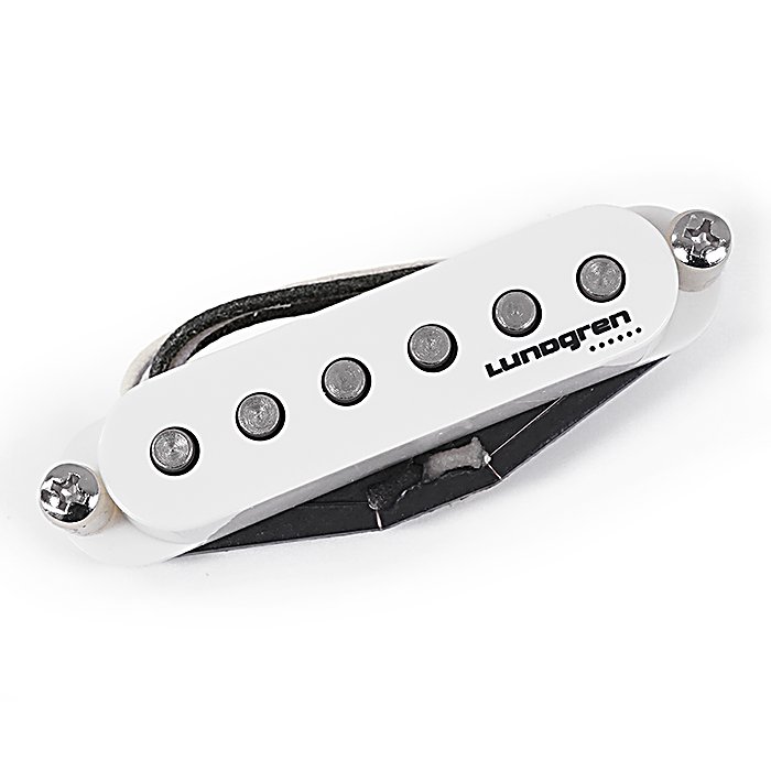 LUNDGREN(ラングレン) / Lundgren/Stratocaster Strat-90 Neckの事ならフレンズにご相談ください。 LUNDGREN(ラングレン) / Lundgren/Stratocaster Strat-90 Neckの特長！LUNDGREN Strat-90 LUNDGREN(ラングレン) / Lundgren/Stratocaster Strat-90 Neckのココが凄い！Lundgrenのテレキャスター用Tele-90モデルの人気に応えたストラトキャスター版。P-90ピックアップに似たサウンド特性を持ちながら、独特の構造により通常のストラト用ピックアップより大きな出力を実現。3本セット使用や他のストラト用ピックアップとの組み合わせに対応。スウェーデン工房でのハンドメイド製造による高品質。中位価格帯の手工芸ピックアップとして位置づけられます。 LUNDGREN(ラングレン) / Lundgren/Stratocaster Strat-90 Neckのメーカー説明 ※ こちらの商品は 単品 / ネック側 です。※ セット商品ではありませんのでご注意ください。Lundgren / Stratocaster Strat-90 単品　ネック側 Strat-90モデルは、Lundgrenのテレキャスター用ピックアップ、Tele-90モデルを使用したプレイヤーの強い要望により生まれました。 サウンド特性がP-90ピックアップと似ていることからこのようなモデル名になりました。リッチで重厚な中音域が特徴です。 他のストラトキャスター用ピックアップと構造が全く異なり、コイルの下にマグネットと鉄製のプレートが敷かれています。これにより通常のストラトモデルよりも大きな出力を得ることができます。 3つセットでの使用はもちろん、ブリッジ側用として、他のストラト用セットと組み合わせての使用もおすすめです！【Lundgren】Lundgren Guitar Pickups （ラングレンギターピックアップ）はスウェーデンに工房を構え20年以上に渡ってハンドメイドによる LUNDGREN(ラングレン) / Lundgren/Stratocaster Strat-90 Neckの仕様 型番：Lundgren/Stratocaster Strat-90 Neck対応機種：ストラトキャスター位置：ネック側構造：コイル下にマグネット・鉄製プレート配置音域特性：リッチで重厚な中音域 全て新品。ケーブル・消耗品以外メーカー1年保証書付のでご安心してお買いもの頂けます。LUNDGREN(ラングレン) / Lundgren/Stratocaster Strat-90 Neckの事ならフレンズにご相談ください。 LUNDGREN(ラングレン) / Lundgren/Stratocaster Strat-90 Neckの特長！LUNDGREN Strat-90 LUNDGREN(ラングレン) / Lundgren/Stratocaster Strat-90 Neckのココが凄い！Lundgrenのテレキャスター用Tele-90モデルの人気に応えたストラトキャスター版。P-90ピックアップに似たサウンド特性を持ちながら、独特の構造により通常のストラト用ピックアップより大きな出力を実現。3本セット使用や他のストラト用ピックアップとの組み合わせに対応。スウェーデン工房でのハンドメイド製造による高品質。中位価格帯の手工芸ピックアップとして位置づけられます。 LUNDGREN(ラングレン) / Lundgren/Stratocaster Strat-90 Neckのメーカー説明 ※ こちらの商品は 単品 / ネック側 です。※ セット商品ではありませんのでご注意ください。Lundgren / Stratocaster Strat-90 単品　ネック側 Strat-90モデルは、Lundgrenのテレキャスター用ピックアップ、Tele-90モデルを使用したプレイヤーの強い要望により生まれました。 サウンド特性がP-90ピックアップと似ていることからこのようなモデル名になりました。リッチで重厚な中音域が特徴です。 他のストラトキャスター用ピックアップと構造が全く異なり、コイルの下にマグネットと鉄製のプレートが敷かれています。これにより通常のストラトモデルよりも大きな出力を得ることができます。 3つセットでの使用はもちろん、ブリッジ側用として、他のストラト用セットと組み合わせての使用もおすすめです！【Lundgren】Lundgren Guitar Pickups （ラングレンギターピックアップ）はスウェーデンに工房を構え20年以上に渡ってハンドメイドによる高品質なピックアップを作り続けています。1990年の設立以来、大手ギターメーカーや世界中のギター工房、ギタリストに支持され多くのピックアップを制作し続けています。幅広いラインナップを揃え、ストラトキャ LUNDGREN(ラングレン) / Lundgren/Stratocaster Strat-90 Neckの仕様 型番：Lundgren/Stratocaster Strat-90 Neck対応機種：ストラトキャスター位置：ネック側構造：コイル下にマグネット・鉄製プレート配置音域特性：リッチで重厚な中音域 全て新品。ケーブル・消耗品以外メーカー1年保証書付のでご安心してお買いもの頂けます。