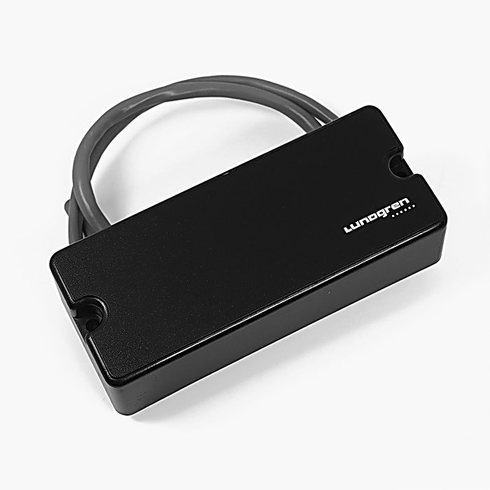 LUNDGREN(ラングレン) / Bass Soapbar HB For 4 stringed Bassの事ならフレンズにご相談ください。 LUNDGREN(ラングレン) / Bass Soapbar HB For 4 stringed Bassの特長！LUNDGREN Bass Soapbar HB LUNDGREN(ラングレン) / Bass Soapbar HB For 4 stringed Bassのココが凄い！スウェーデンの工房で20年以上ハンドメイド製作を続けるLundgrenのベース用ハムバッキングピックアップ。アルニコマグネットとベルデン製ケーブルを採用し、ソフトな音色からメタルまで幅広い音域に対応できる汎用性が特徴です。ピックアップ専門メーカーとしての高い評価を背景に、音質にこだわるベーシストから支持されています。中位価格帯の高品質オプションパーツです。 LUNDGREN(ラングレン) / Bass Soapbar HB For 4 stringed Bassのメーカー説明 Lundgren / Bass Soapbar Humbackerラングレン / ベースソープバーハムバッカー“美しく、使いやすく！”Lundgren Bass Soapbar Humbackerは、アルニコマグネットのコイルを2つ、そしてベルデン製4コンダクターケーブルを用いたベース用ハムバッキングピックアップです。ソフトな音色からメタルまでカバーする汎用性の高い音色が特徴。※4弦用モデルです。・4弦モデルサイズ本体（PUカバー）サイズ：たて38mm x 横89mm x 高さ22mm重量：155g取付ネジ幅（ネジ穴中心間）：8.2mm【Lundgren Guitar Pickups】Lundgren Guitar Pickups （ラングレンギターピックアップ）はスウェーデンに工房を構え20年以上に渡ってハンドメイドによる高品質なピックアップを作り続けています。1990年の設立以来、大手ギターメーカーや世界中のギター工房、ギタリストに支持され多くのピックアップを制作し続けています。幅広いラインナップを揃え、ストラトキャスター、テレキャスター、P LUNDGREN(ラングレン) / Bass Soapbar HB For 4 stringed Bassの仕様 対応弦数：4弦マグネット：アルニココイル数：2つピックアップタイプ：ハムバッキングケーブル：ベルデン製4コンダクター本体サイズ：縦38mm × 横89mm × 高さ22mm重量：155g取付ネジ幅：8.2mm 全て新品。ケーブル・消耗品以外メーカー1年保証書付のでご安心してお買いもの頂けます。LUNDGREN(ラングレン) / Bass Soapbar HB For 4 stringed Bassの事ならフレンズにご相談ください。 LUNDGREN(ラングレン) / Bass Soapbar HB For 4 stringed Bassの特長！LUNDGREN Bass Soapbar HB LUNDGREN(ラングレン) / Bass Soapbar HB For 4 stringed Bassのココが凄い！スウェーデンの工房で20年以上ハンドメイド製作を続けるLundgrenのベース用ハムバッキングピックアップ。アルニコマグネットとベルデン製ケーブルを採用し、ソフトな音色からメタルまで幅広い音域に対応できる汎用性が特徴です。ピックアップ専門メーカーとしての高い評価を背景に、音質にこだわるベーシストから支持されています。中位価格帯の高品質オプションパーツです。 LUNDGREN(ラングレン) / Bass Soapbar HB For 4 stringed Bassのメーカー説明 Lundgren / Bass Soapbar Humbackerラングレン / ベースソープバーハムバッカー“美しく、使いやすく！”Lundgren Bass Soapbar Humbackerは、アルニコマグネットのコイルを2つ、そしてベルデン製4コンダクターケーブルを用いたベース用ハムバッキングピックアップです。ソフトな音色からメタルまでカバーする汎用性の高い音色が特徴。※4弦用モデルです。・4弦モデルサイズ本体（PUカバー）サイズ：たて38mm x 横89mm x 高さ22mm重量：155g取付ネジ幅（ネジ穴中心間）：8.2mm【Lundgren Guitar Pickups】Lundgren Guitar Pickups （ラングレンギターピックアップ）はスウェーデンに工房を構え20年以上に渡ってハンドメイドによる高品質なピックアップを作り続けています。1990年の設立以来、大手ギターメーカーや世界中のギター工房、ギタリストに支持され多くのピックアップを制作し続けています。幅広いラインナップを揃え、ストラトキャスター、テレキャスター、P-90、ハムバッキングはもちろん、7弦ギター、8弦ギター専用のようなピックアップも手がけています。ラインナップの中でも、P.A.F.モデルのハムバッキングピックアップ「Heaven 57」は、当時のピ LUNDGREN(ラングレン) / Bass Soapbar HB For 4 stringed Bassの仕様 対応弦数：4弦マグネット：アルニココイル数：2つピックアップタイプ：ハムバッキングケーブル：ベルデン製4コンダクター本体サイズ：縦38mm × 横89mm × 高さ22mm重量：155g取付ネジ幅：8.2mm 全て新品。ケーブル・消耗品以外メーカー1年保証書付のでご安心してお買いもの頂けます。